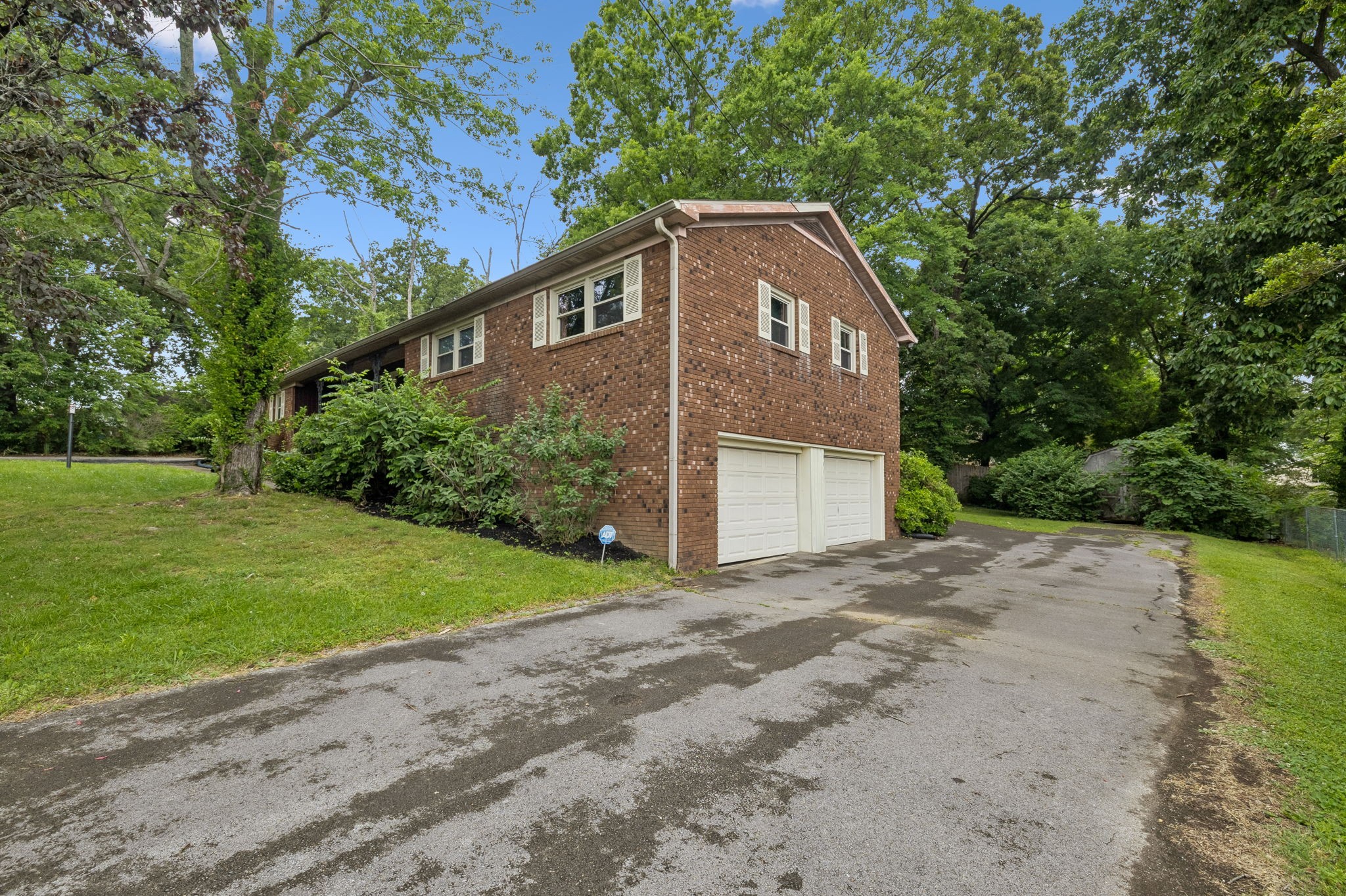 308 Adams Ave
