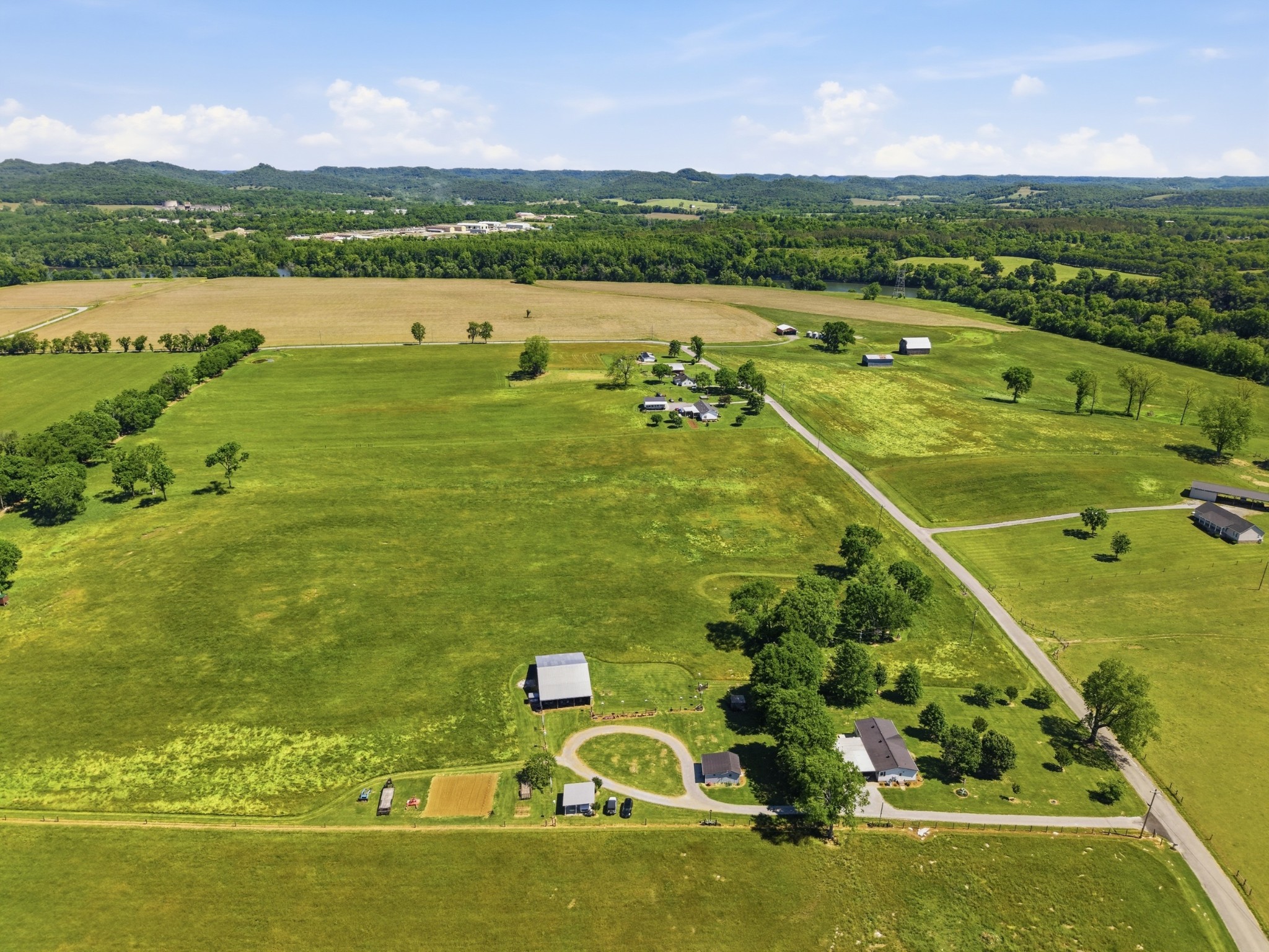 597 Hiwassee Rd