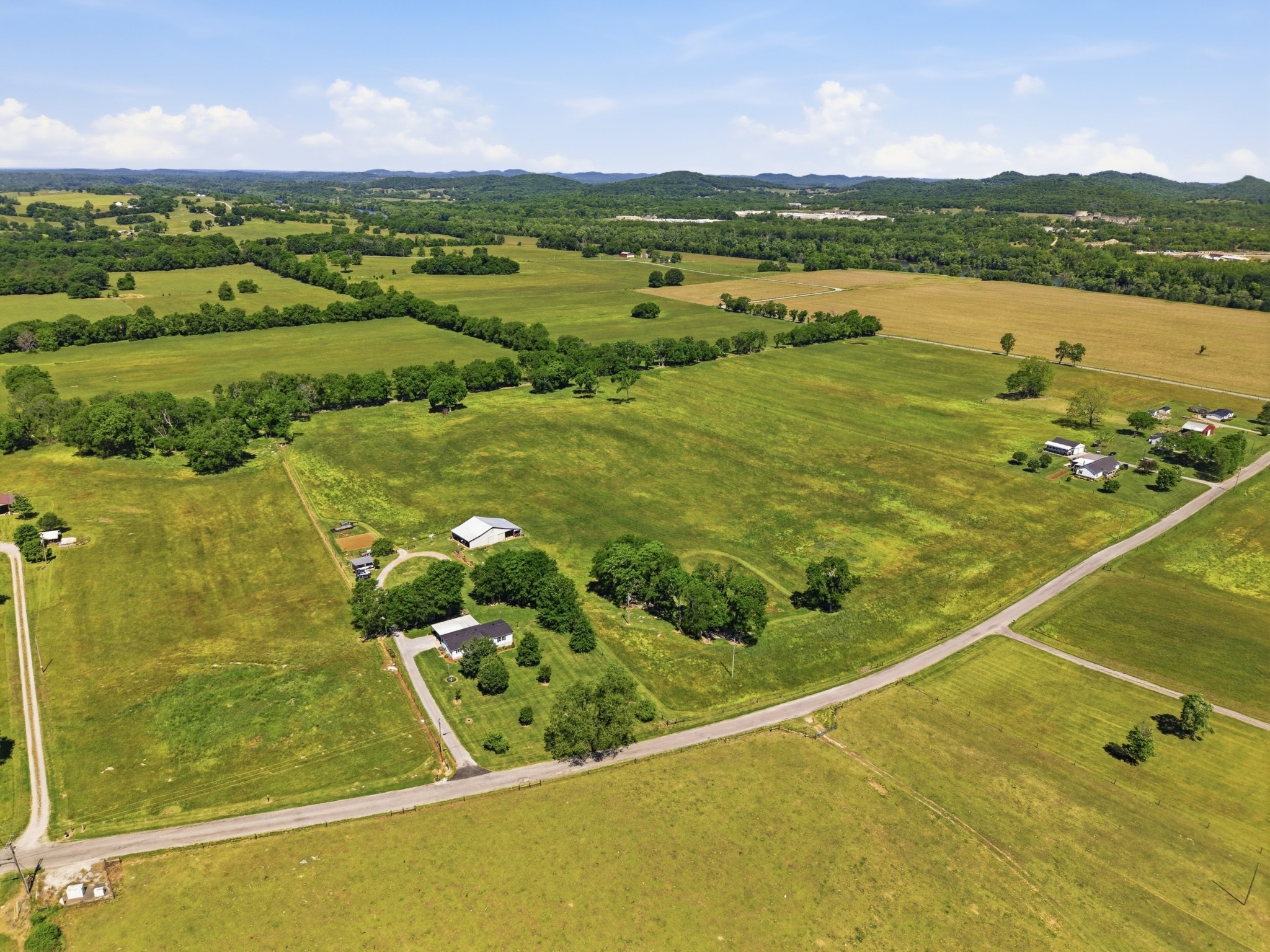 597 Hiwassee Rd