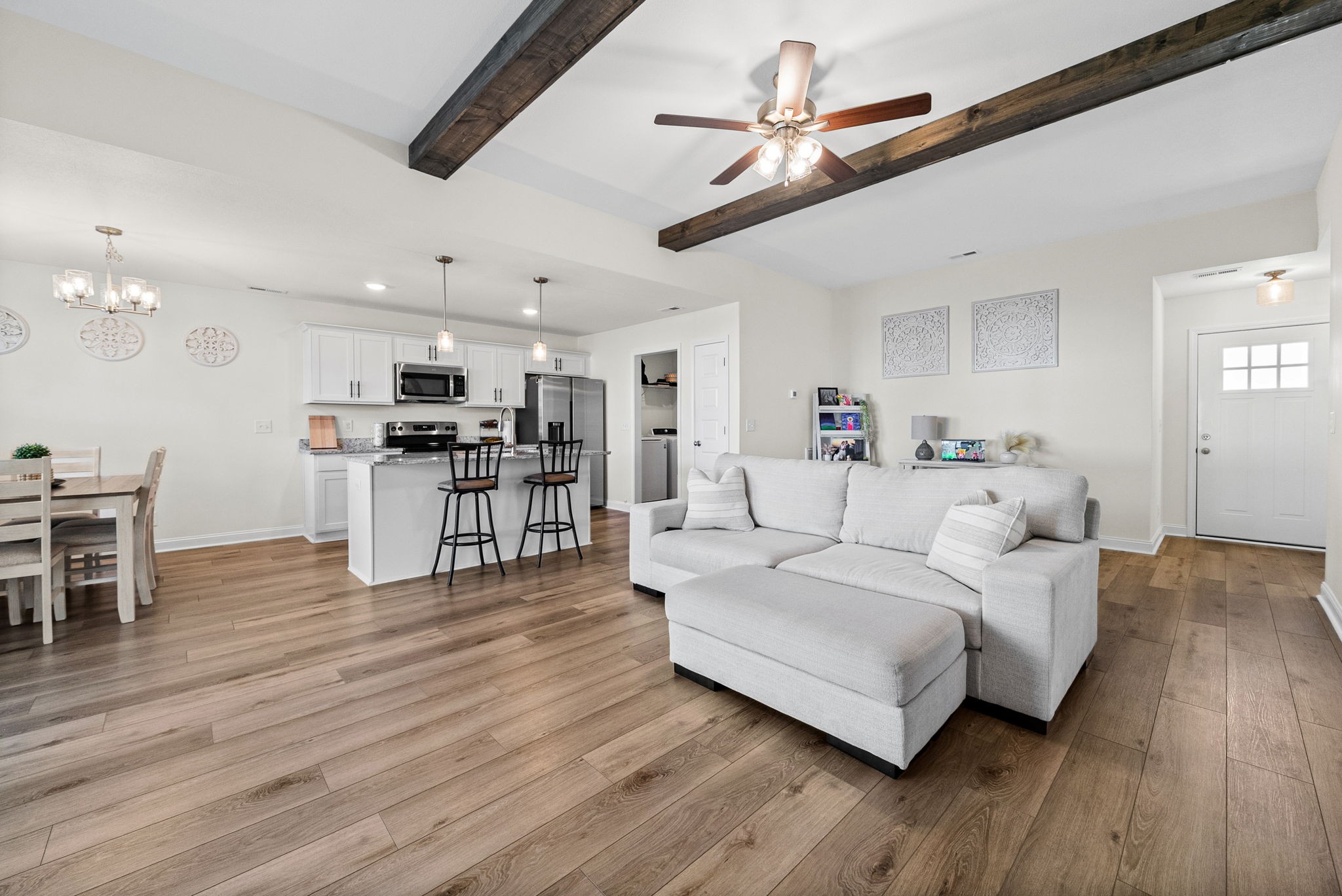 405 Pomeroy Dr
