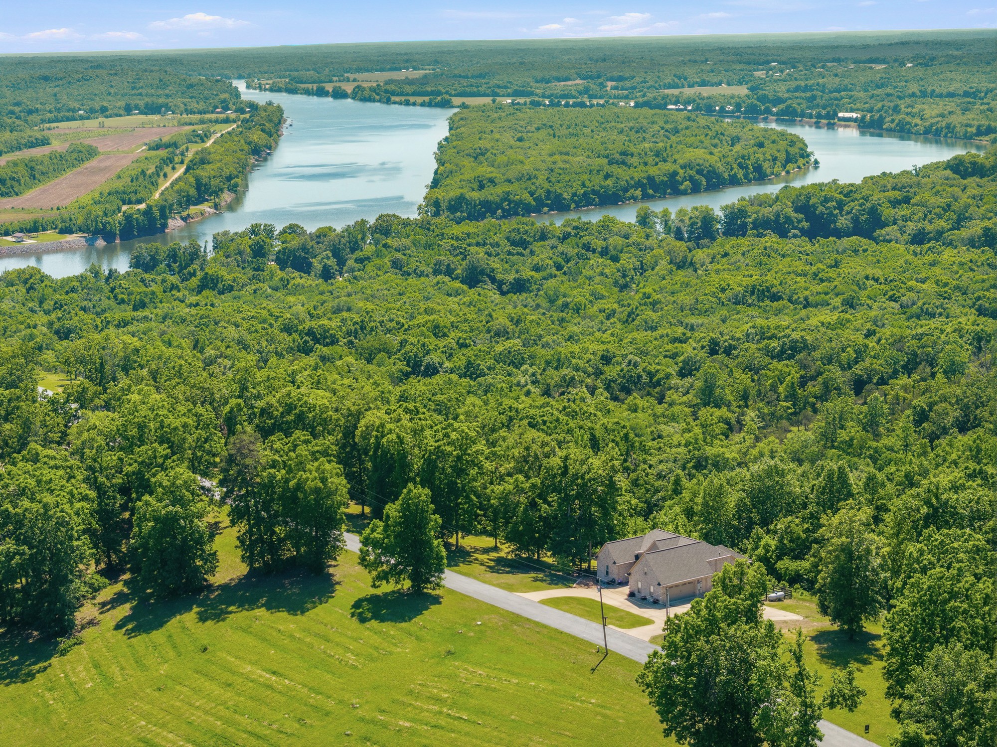 300 Rivers Edge Dr