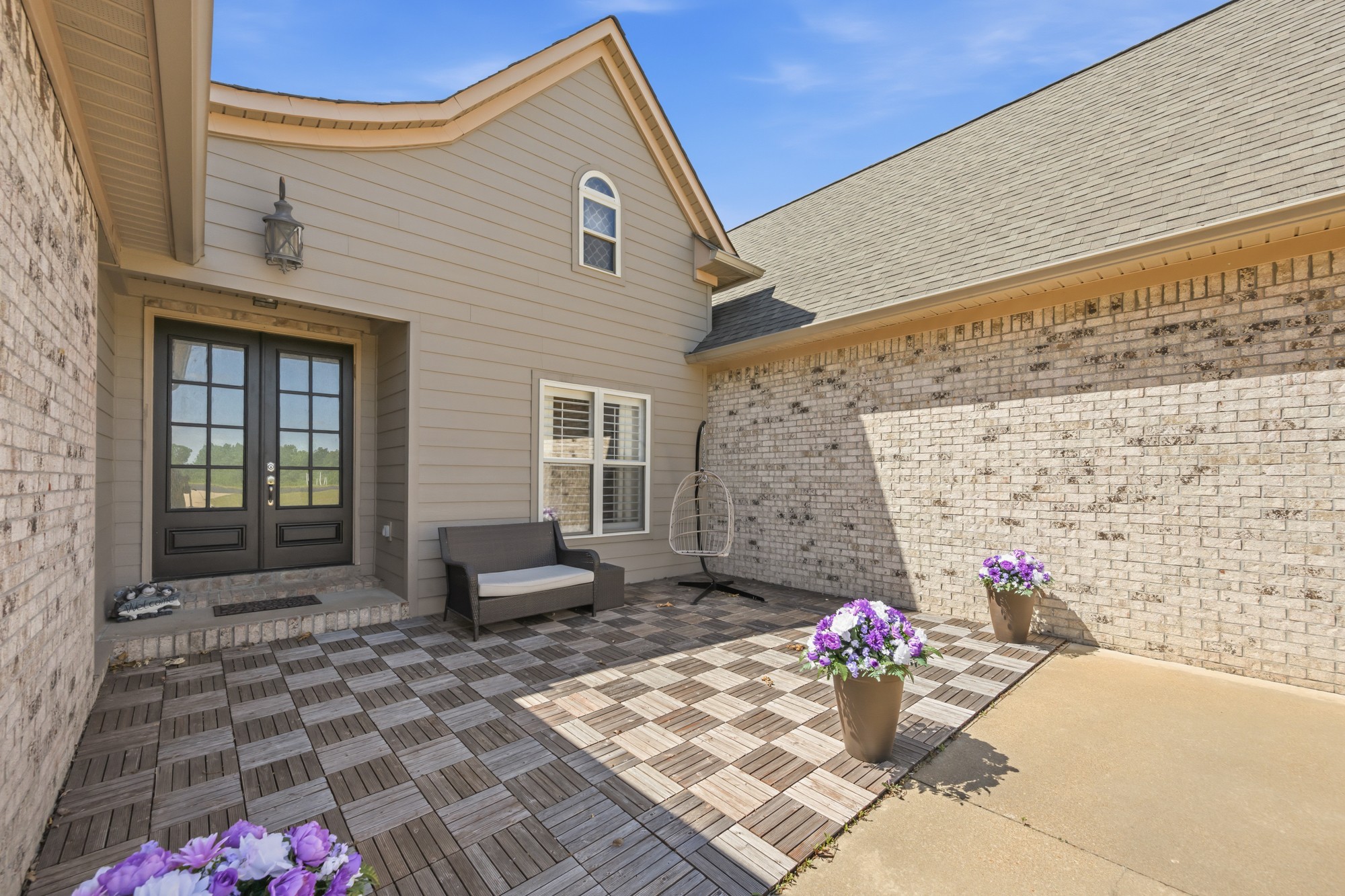 300 Rivers Edge Dr