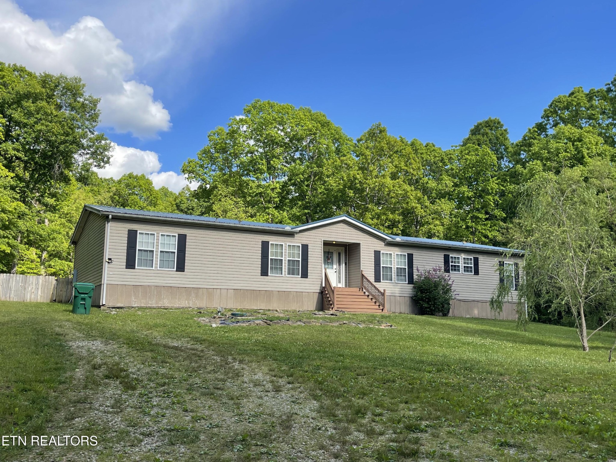 133 Thompson Rd