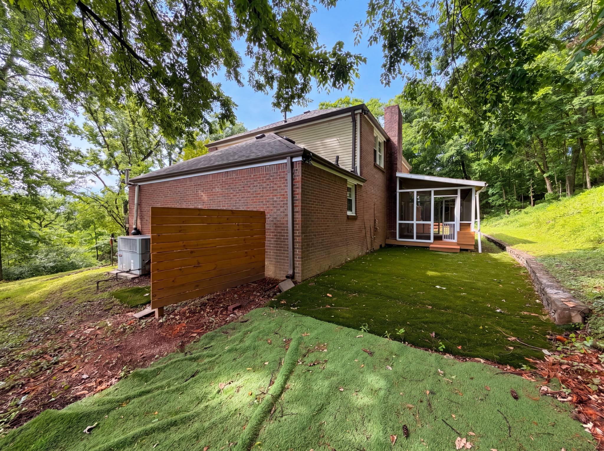 5416 Forest Acres Dr