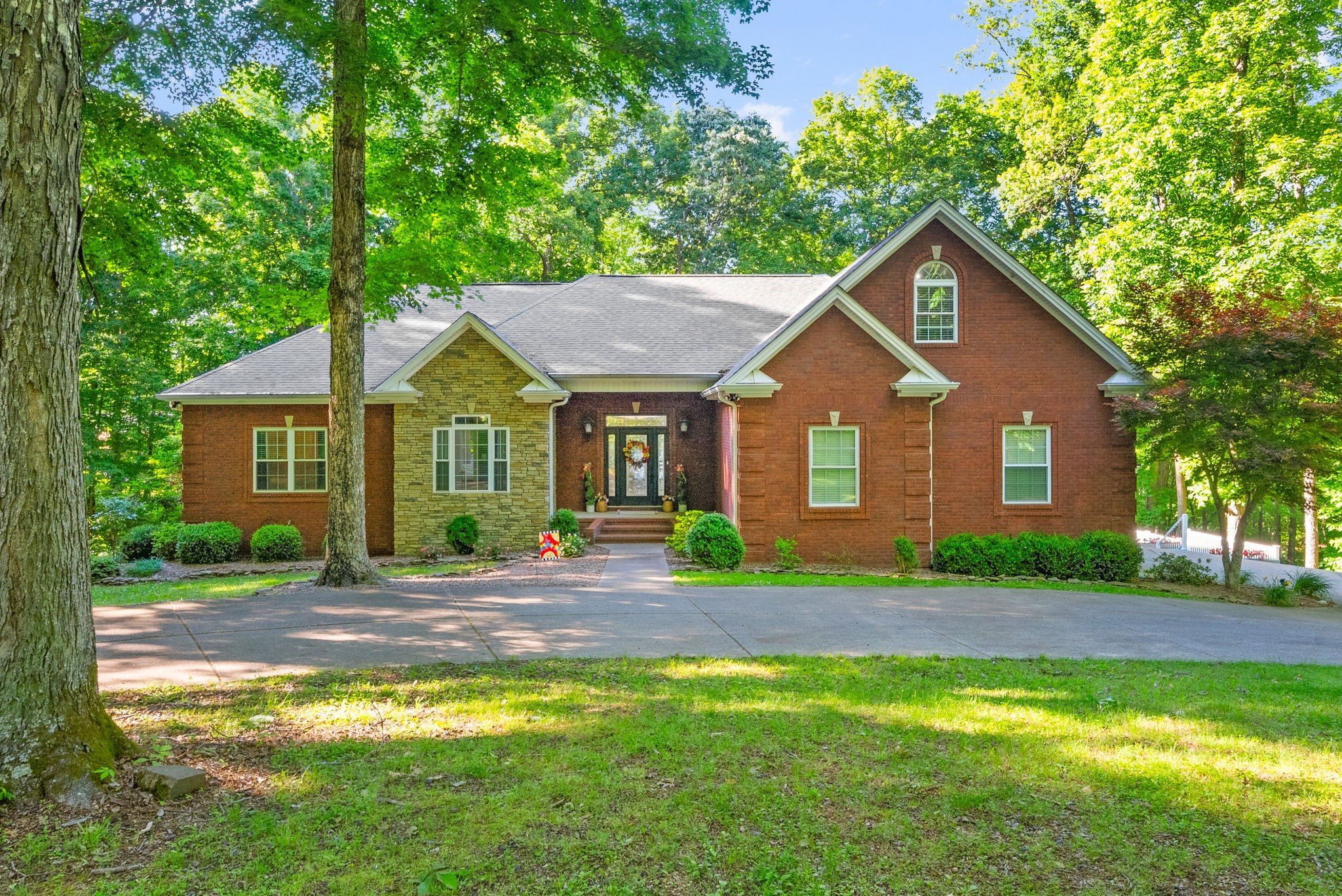 118 Periwinkle Hill Rd