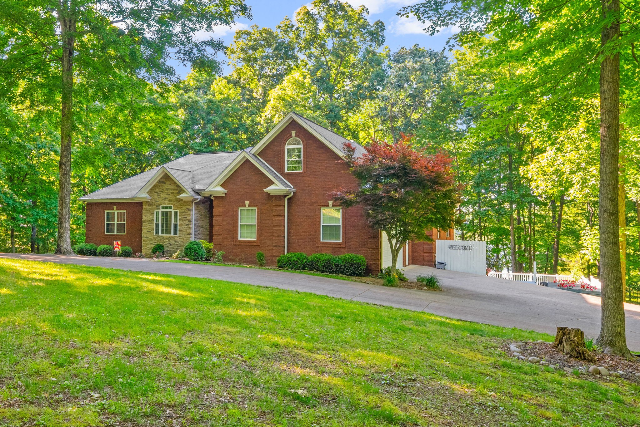 118 Periwinkle Hill Rd