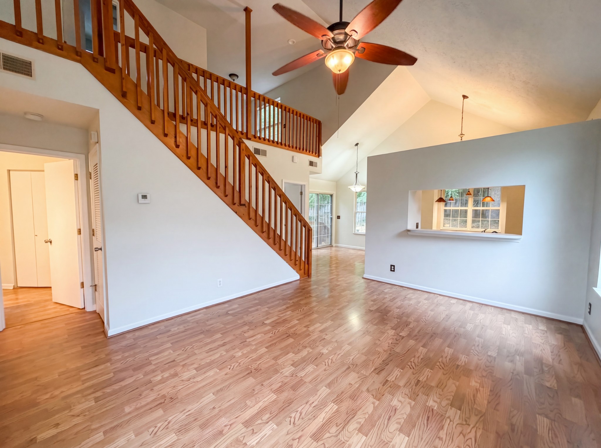 4046 Farmingham Woods Dr