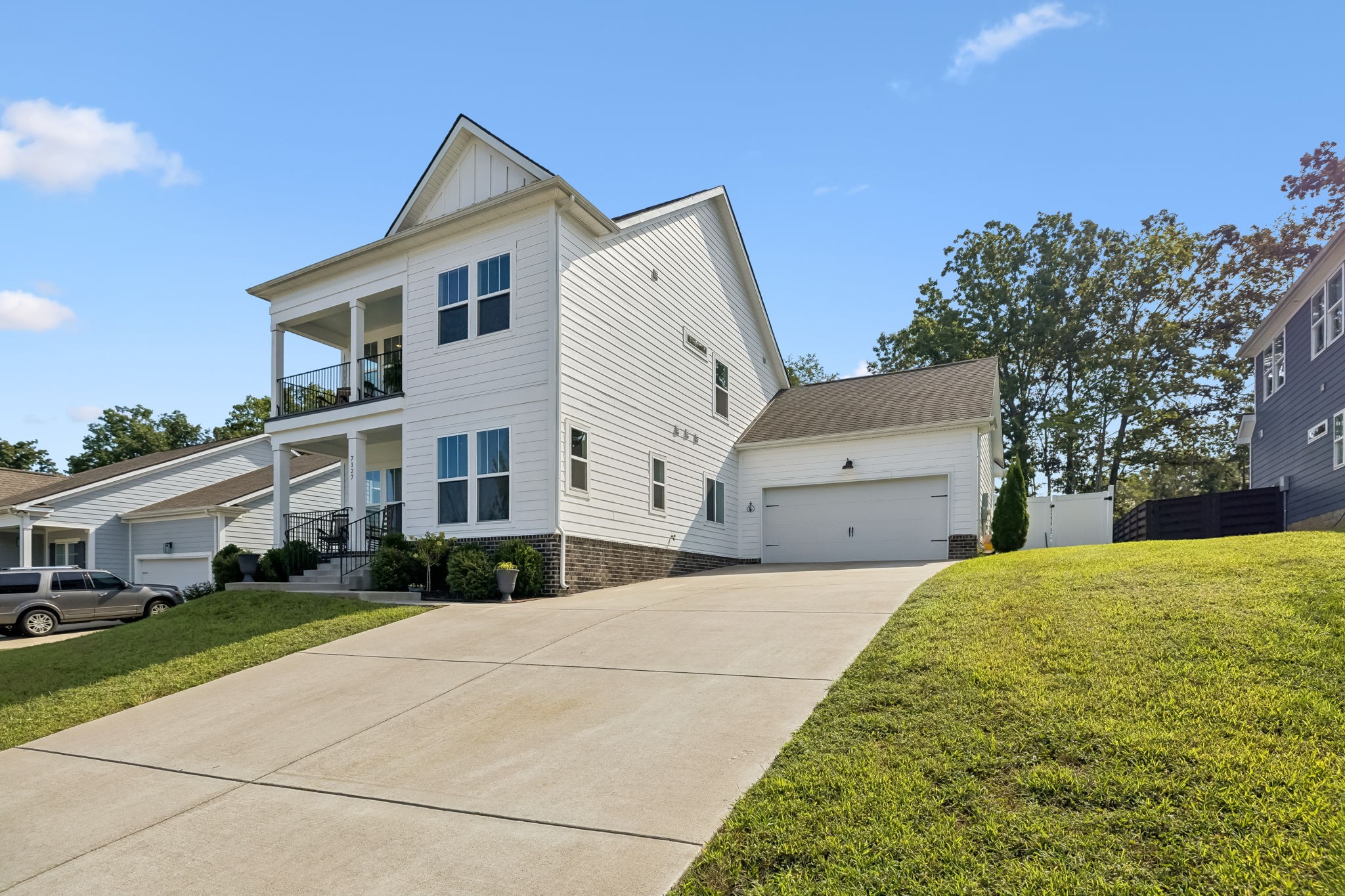 7127 Pepper Tree Cir