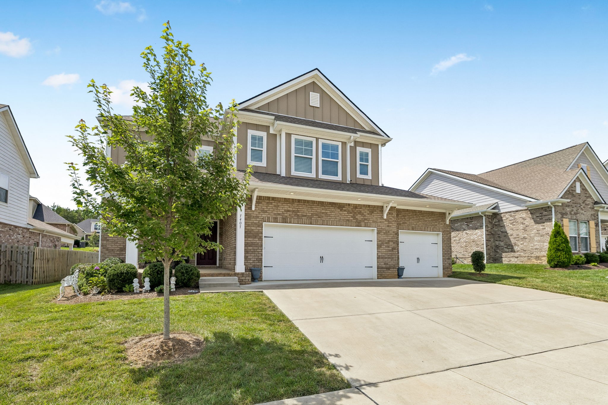 7407 Hemen Way