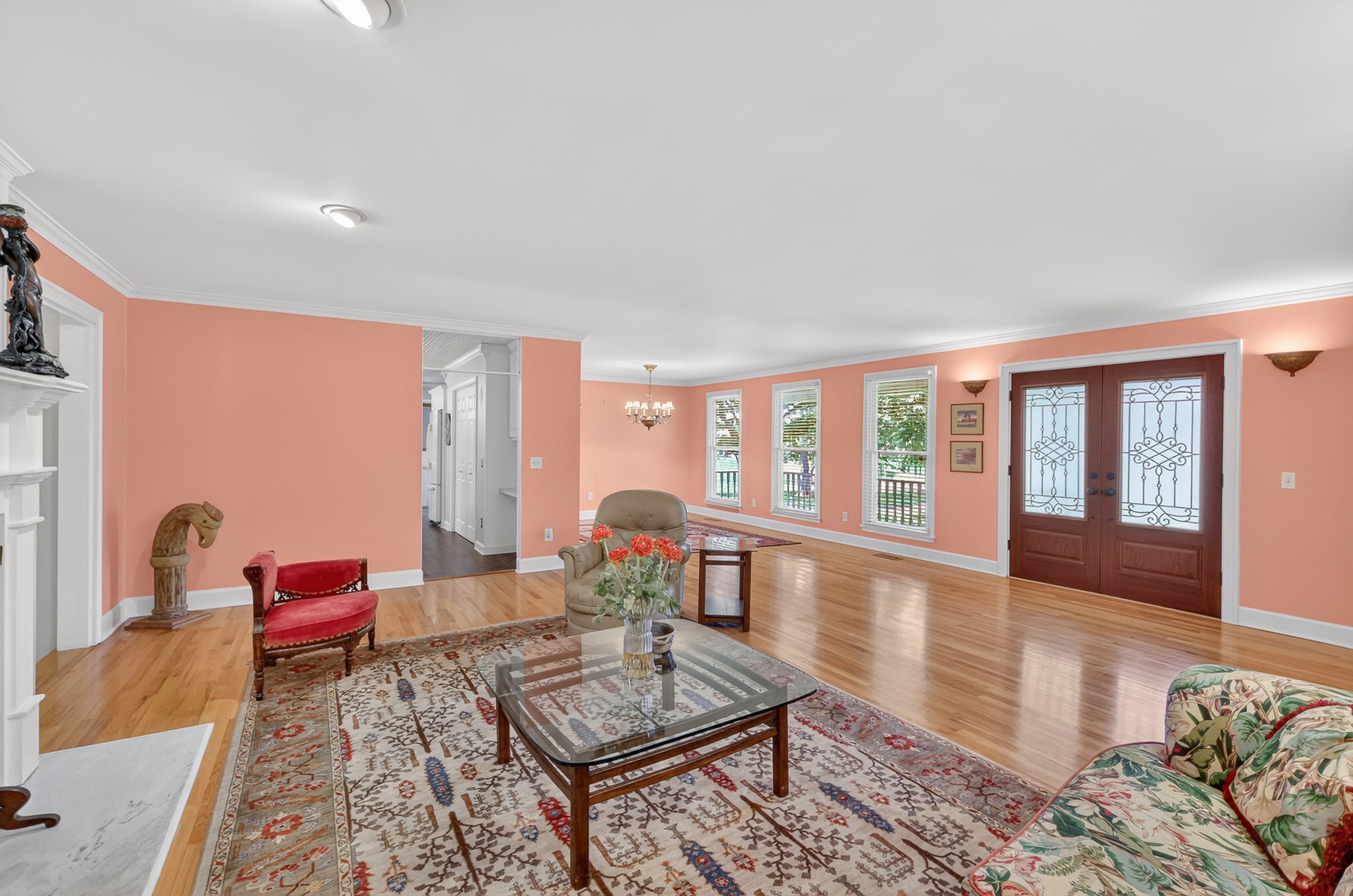 111 Countrywood Dr