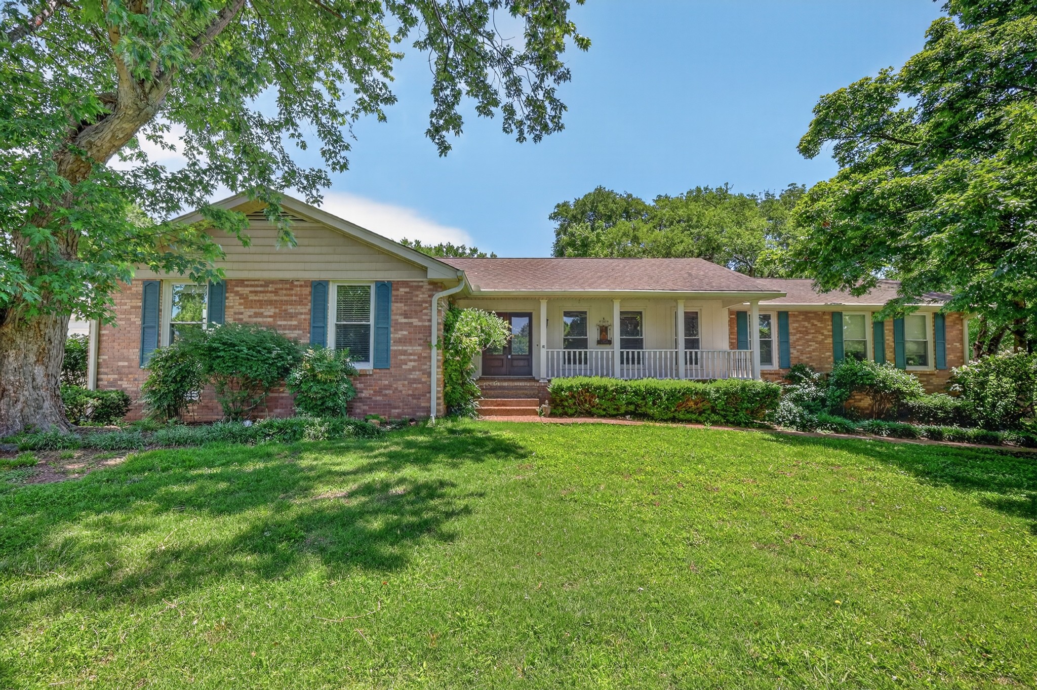 111 Countrywood Dr