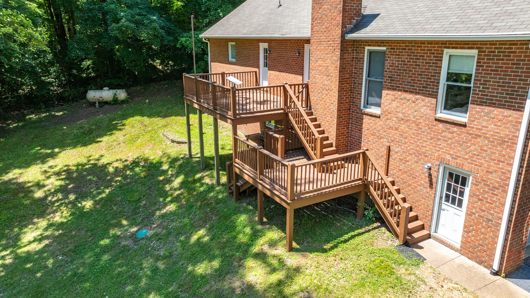 4446 Pratt Ln