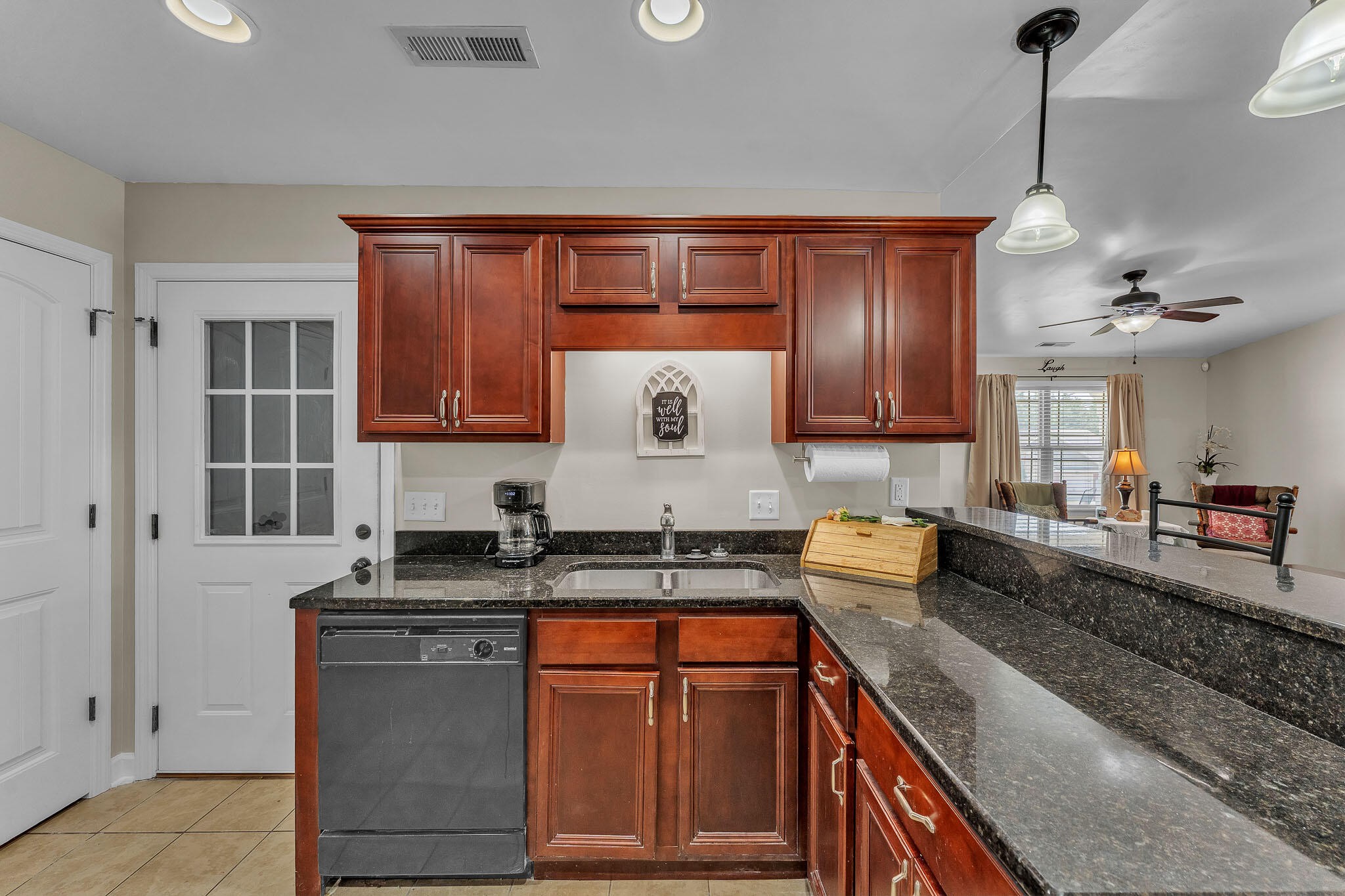 1716 Chelsa Drive, NE