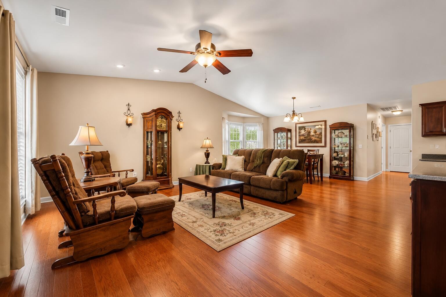 1716 Chelsa Drive, NE