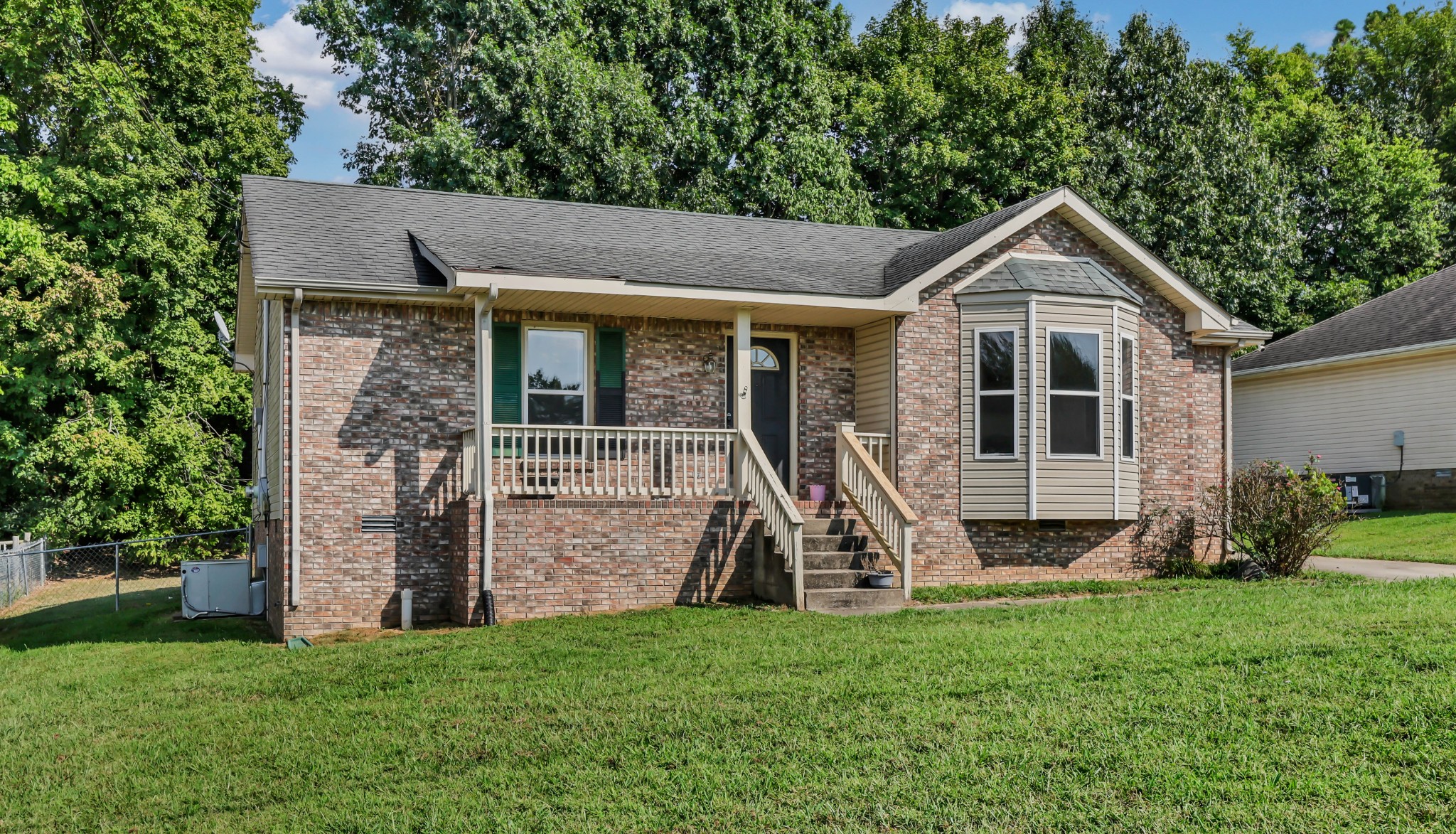 274 Moncrest Dr