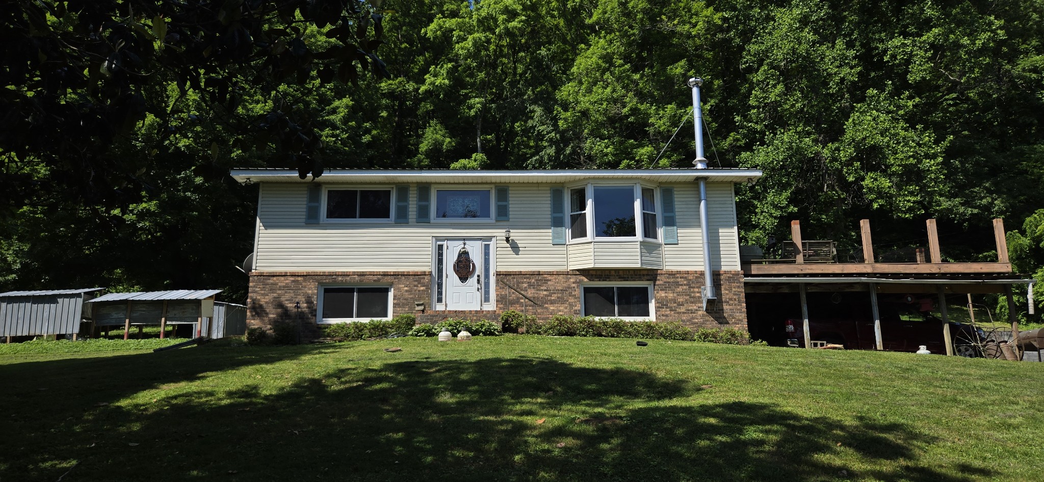 638 Mimosa Rd