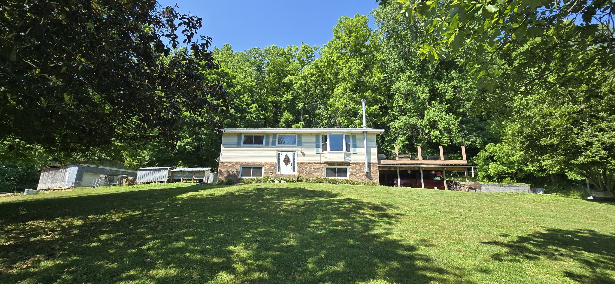638 Mimosa Rd