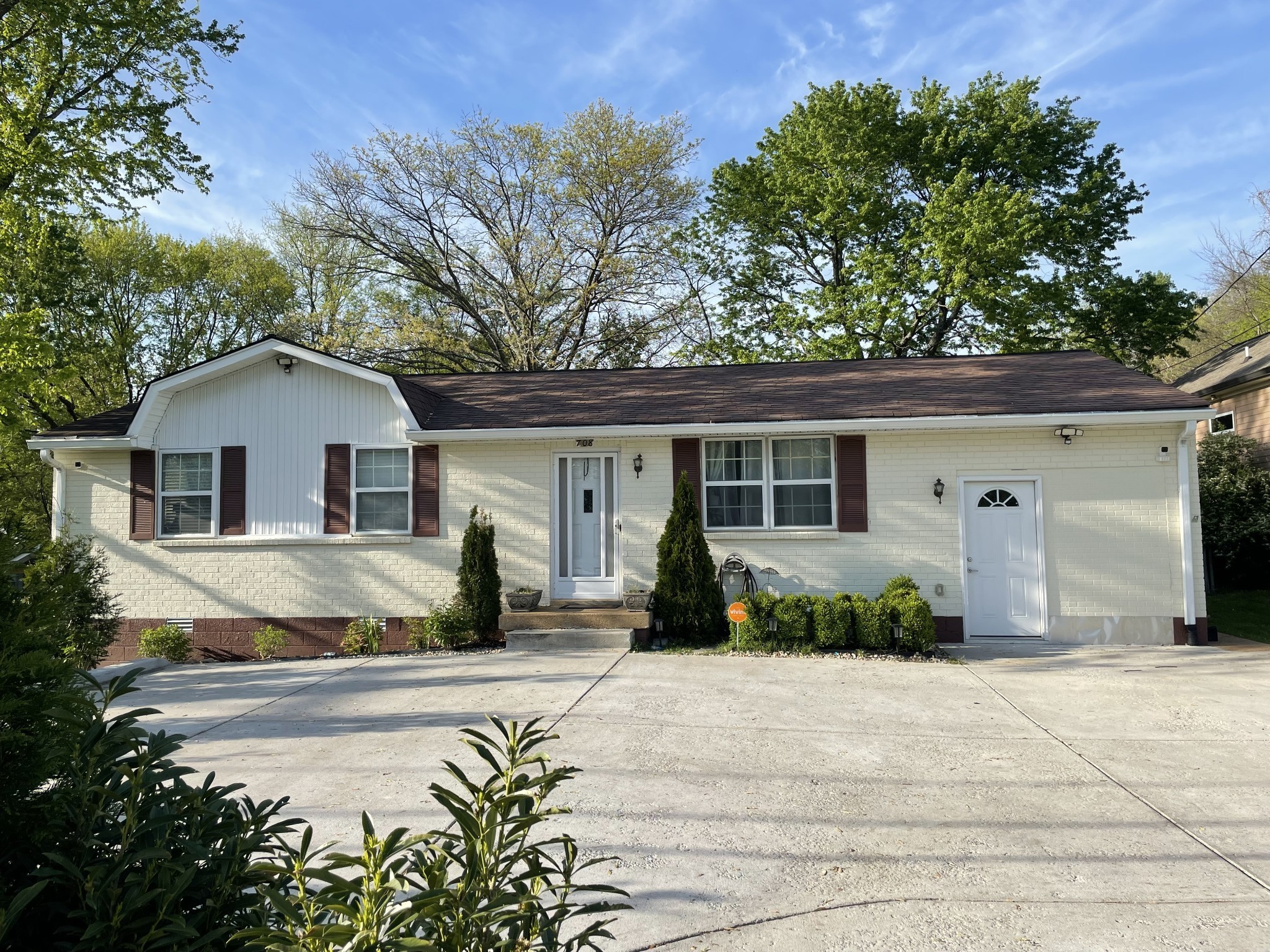 708 Richards Rd