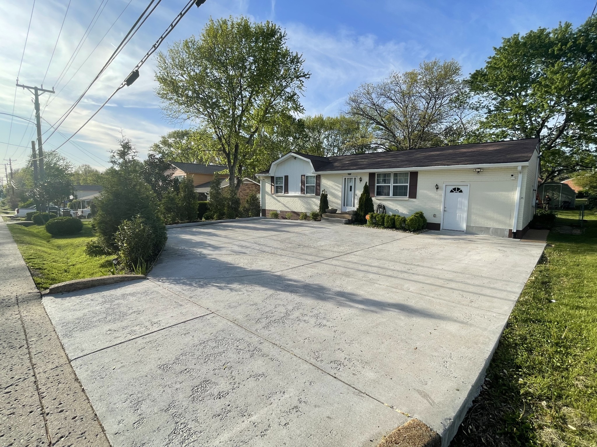 708 Richards Rd