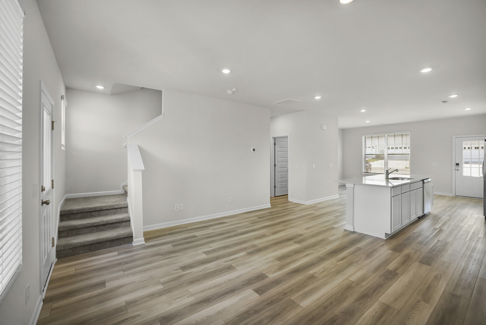 2719 Fordham St