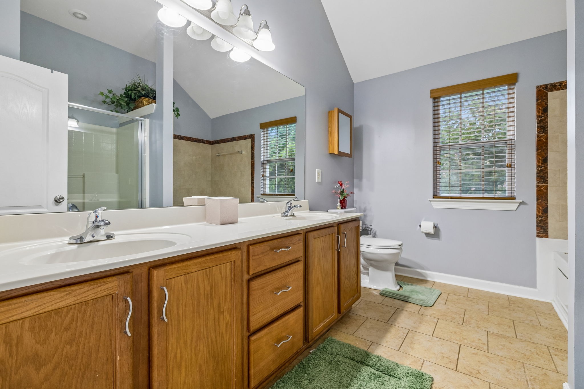 2133 Christina Ct