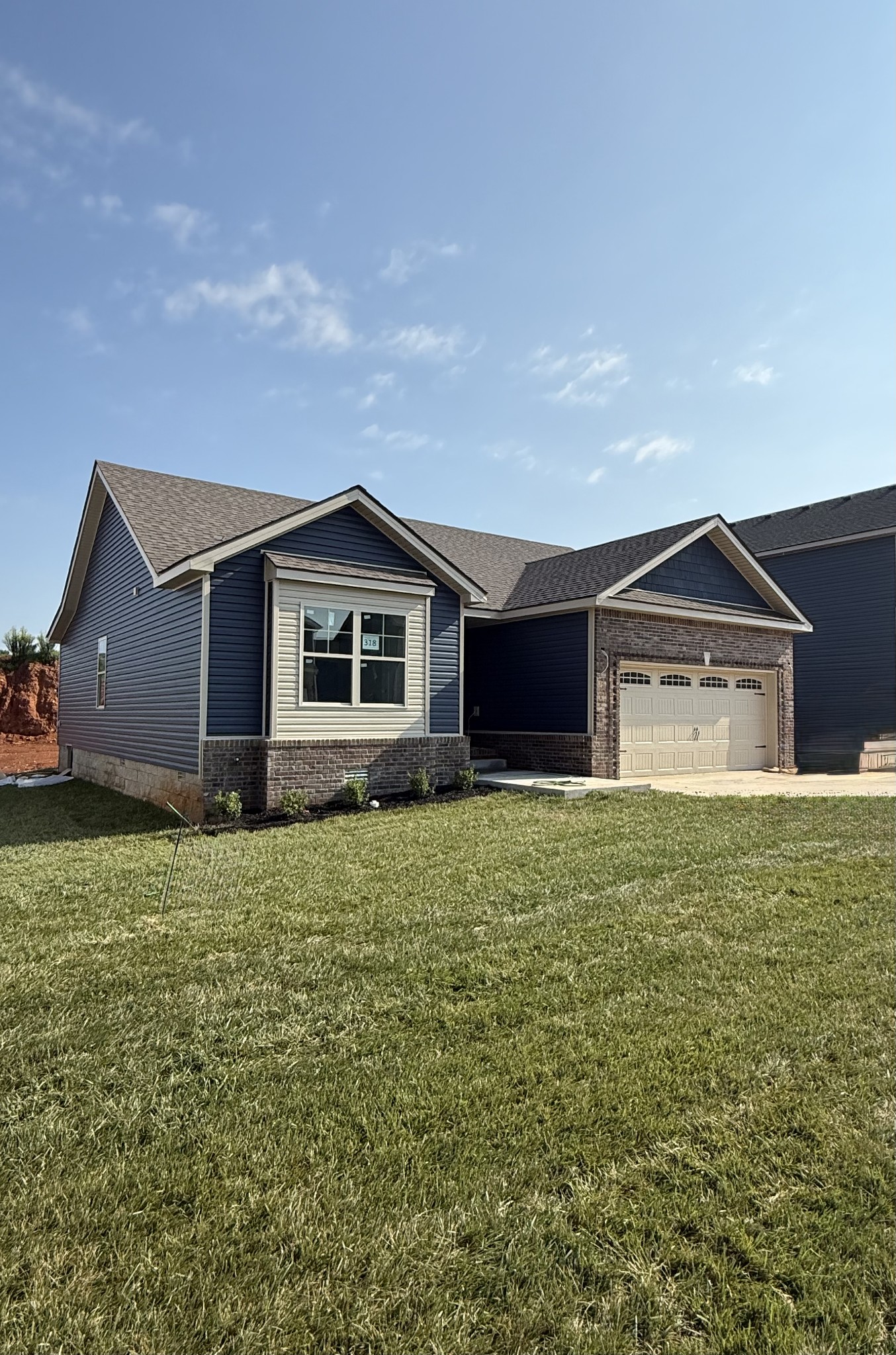 318 Cardinal Creek