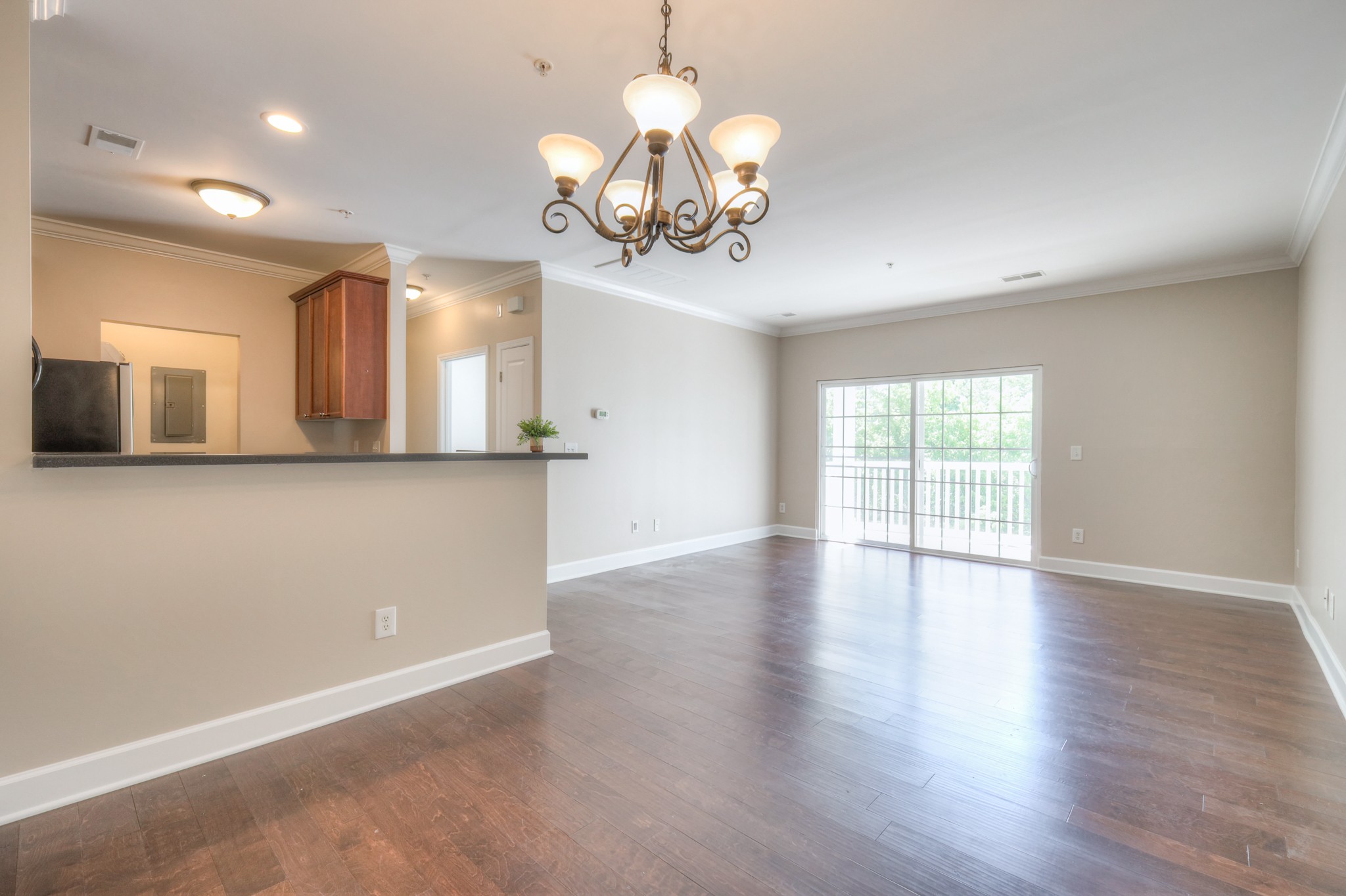 8043 Bienville Dr