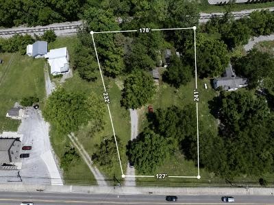 138 W Division St