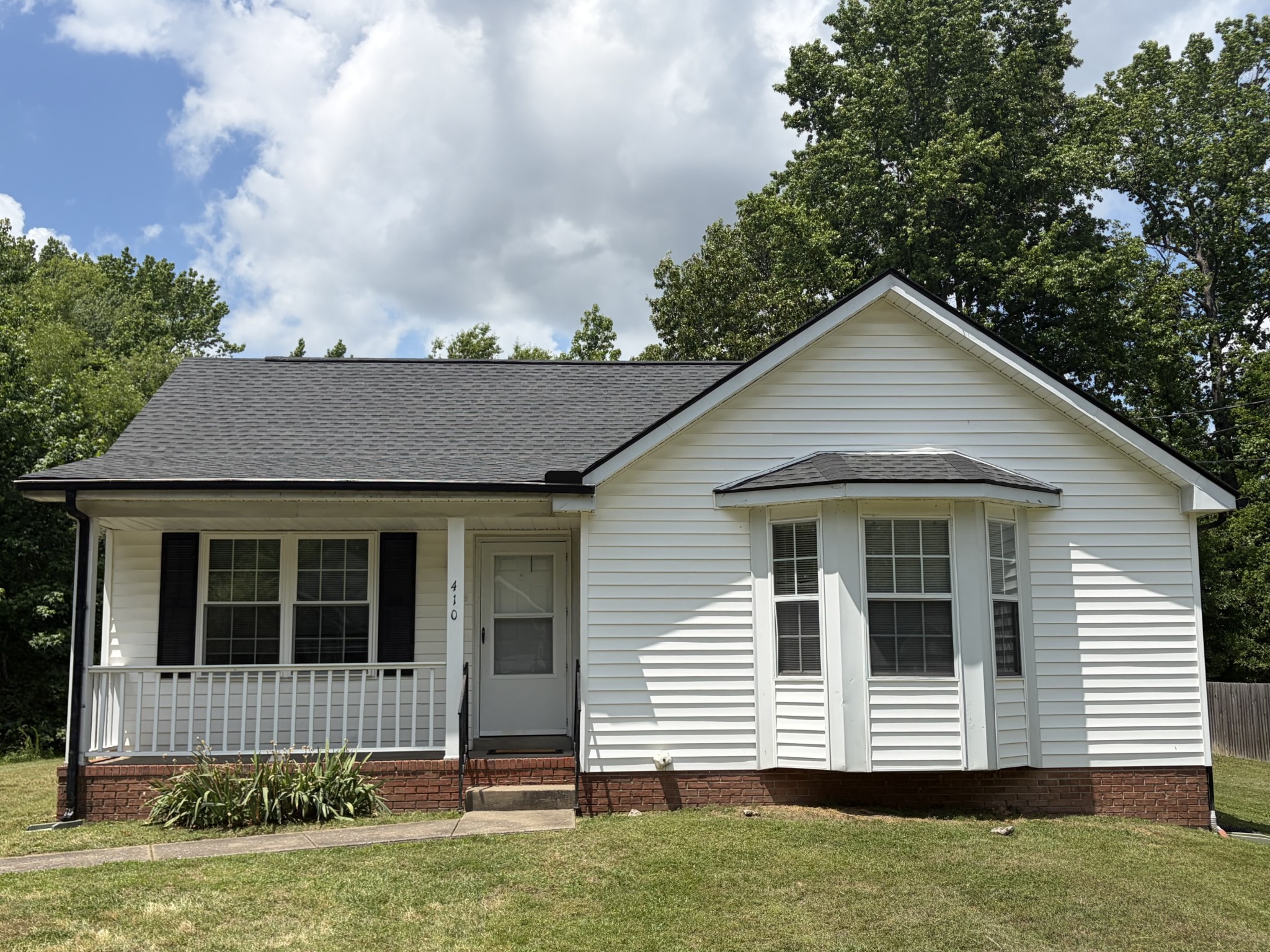 410 Roselawn Dr