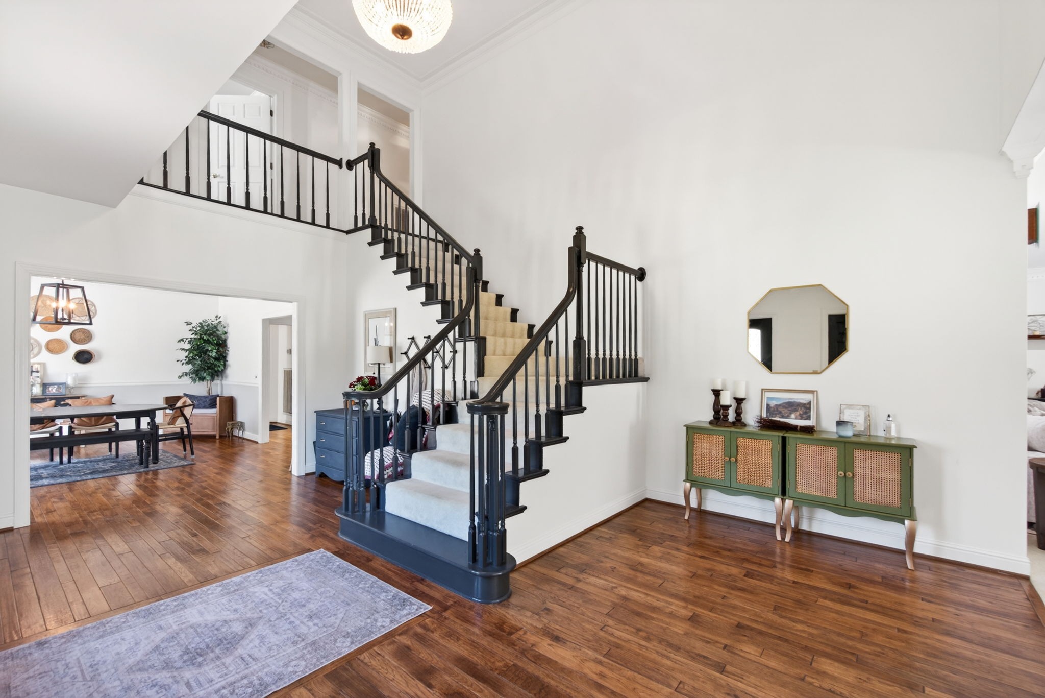 1166 Sheraton Dr