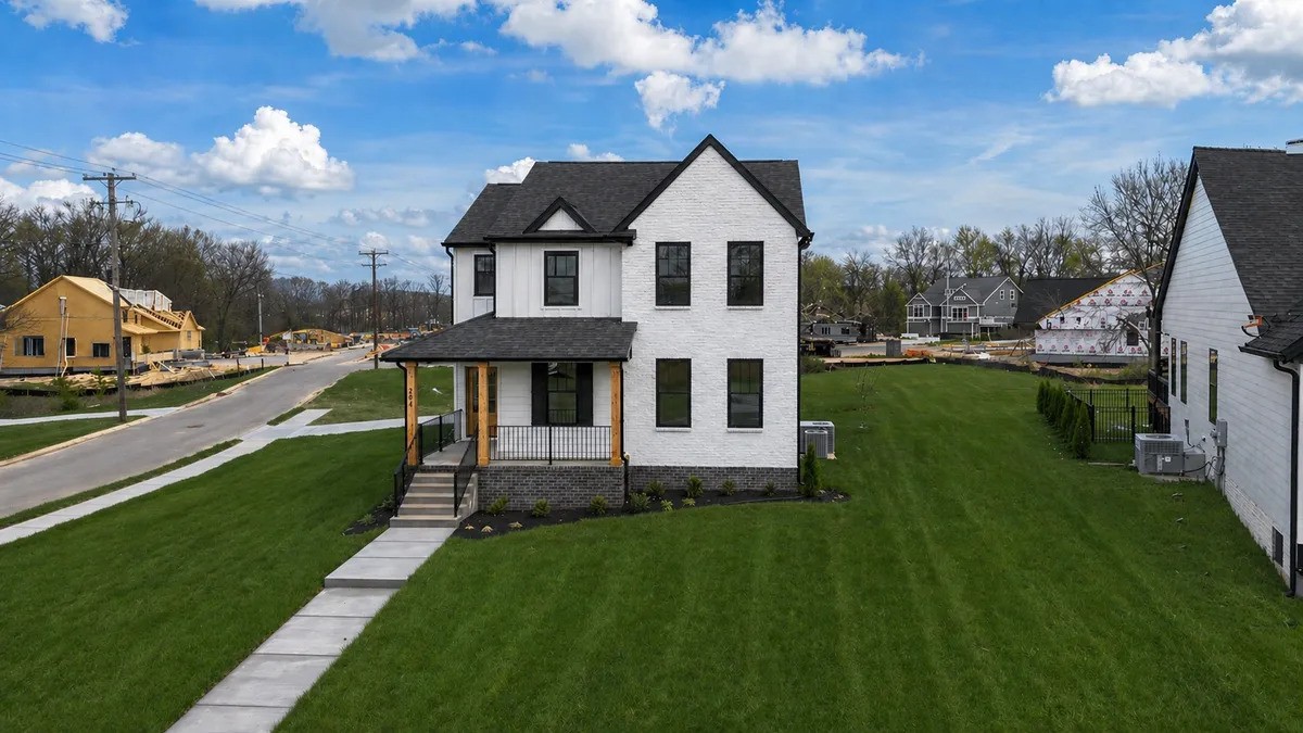 204 Trefethen Dr