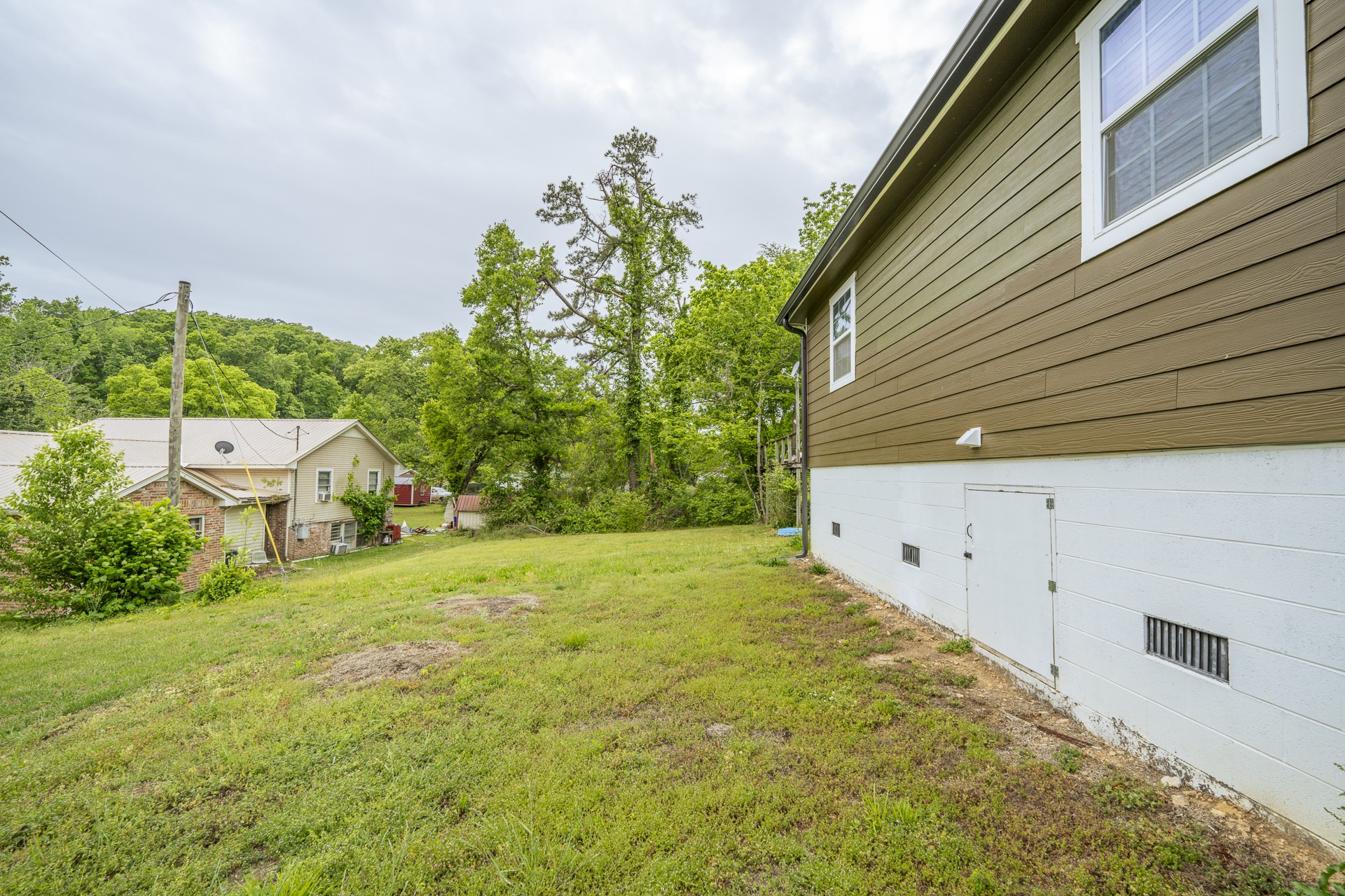 411 Highway 64, W
