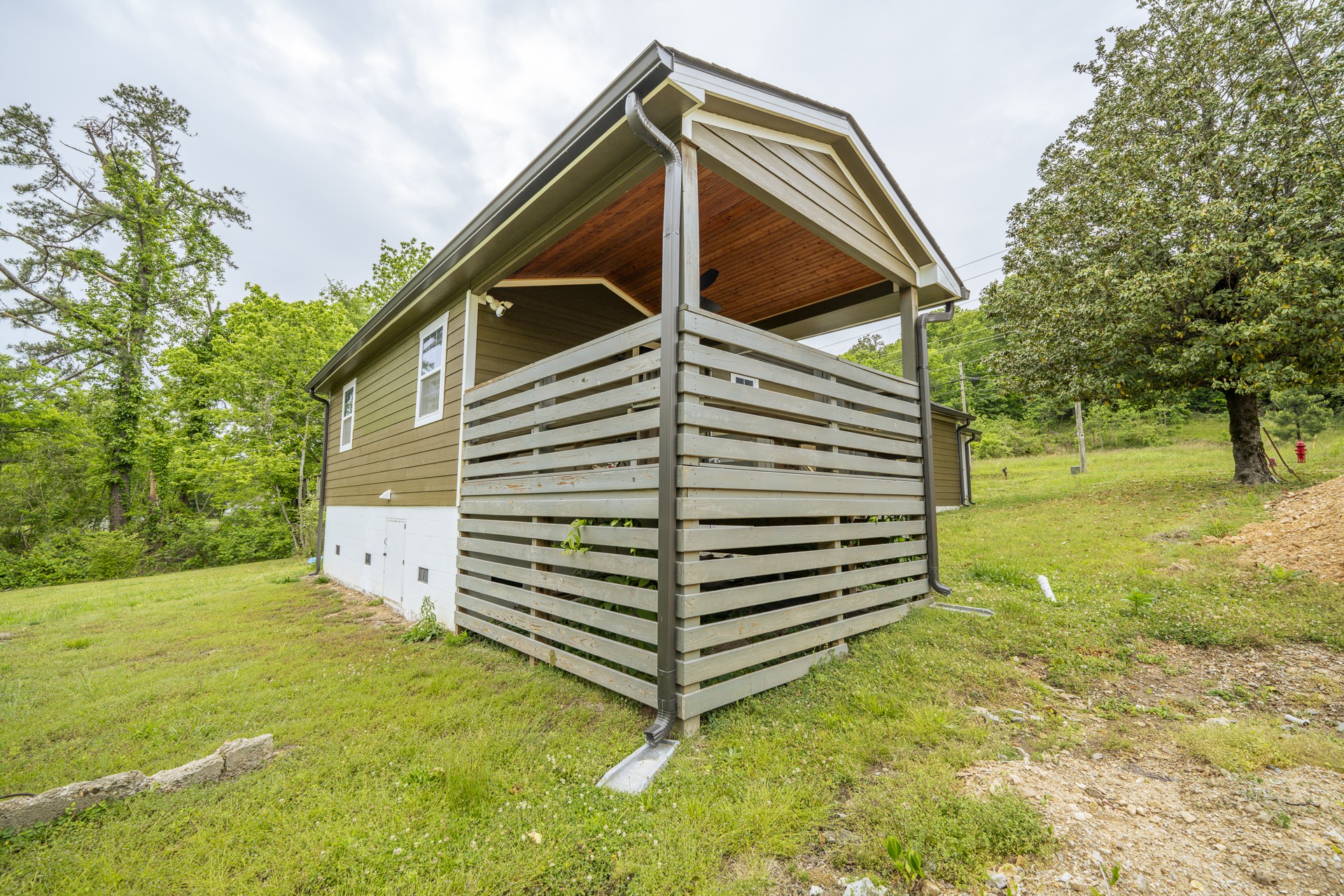 411 Highway 64, W