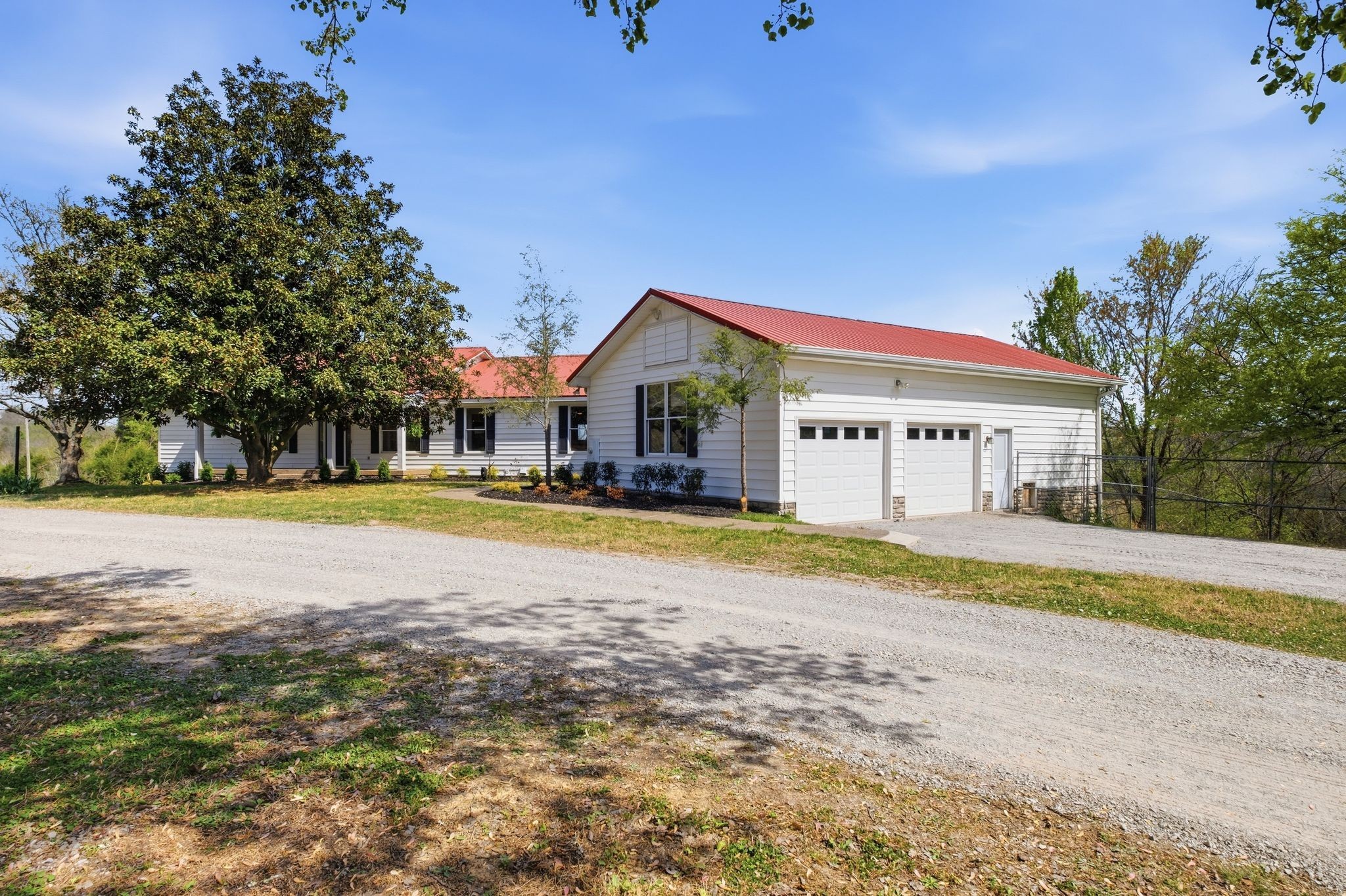 579 Ford Rd