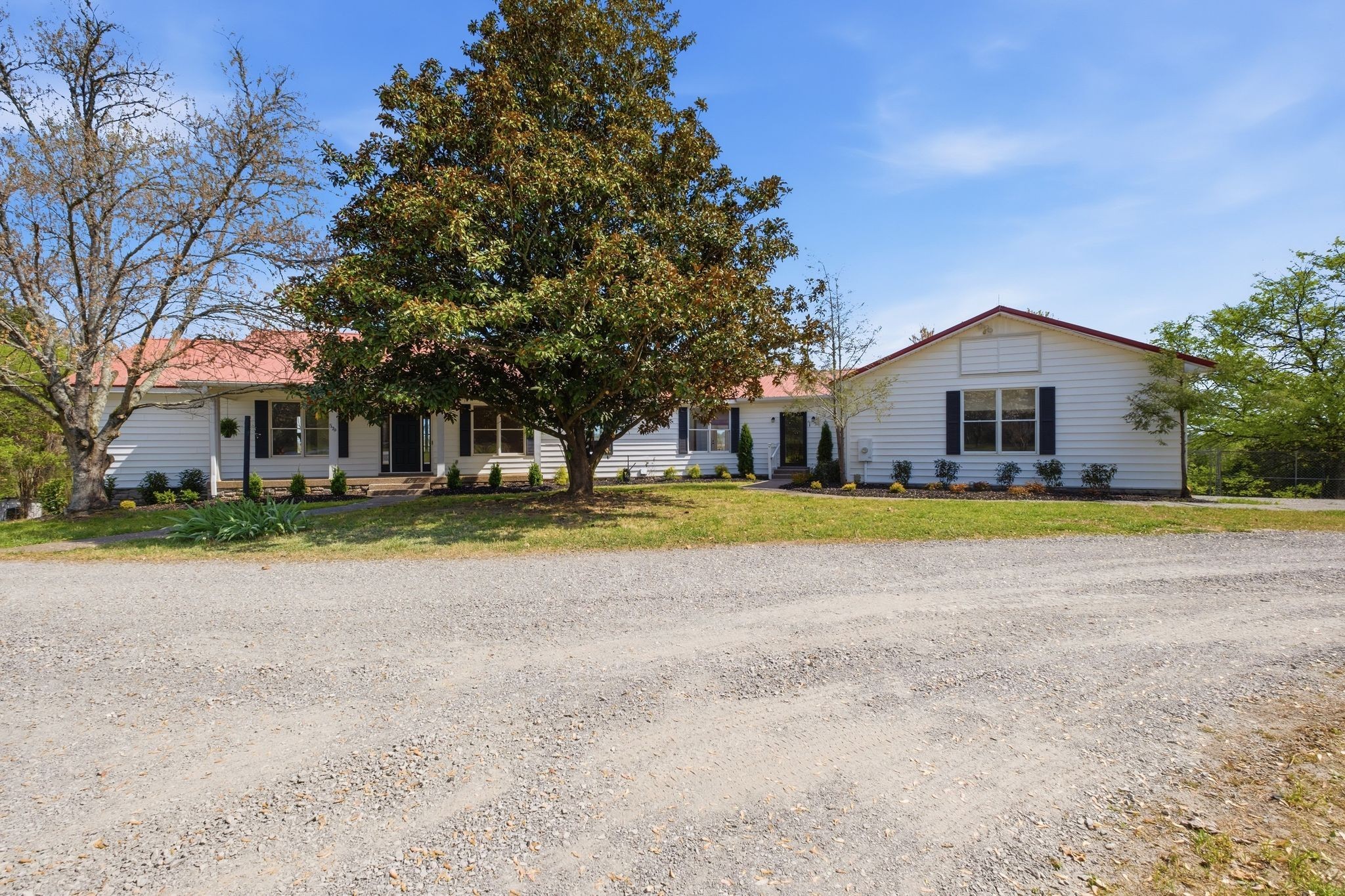 579 Ford Rd