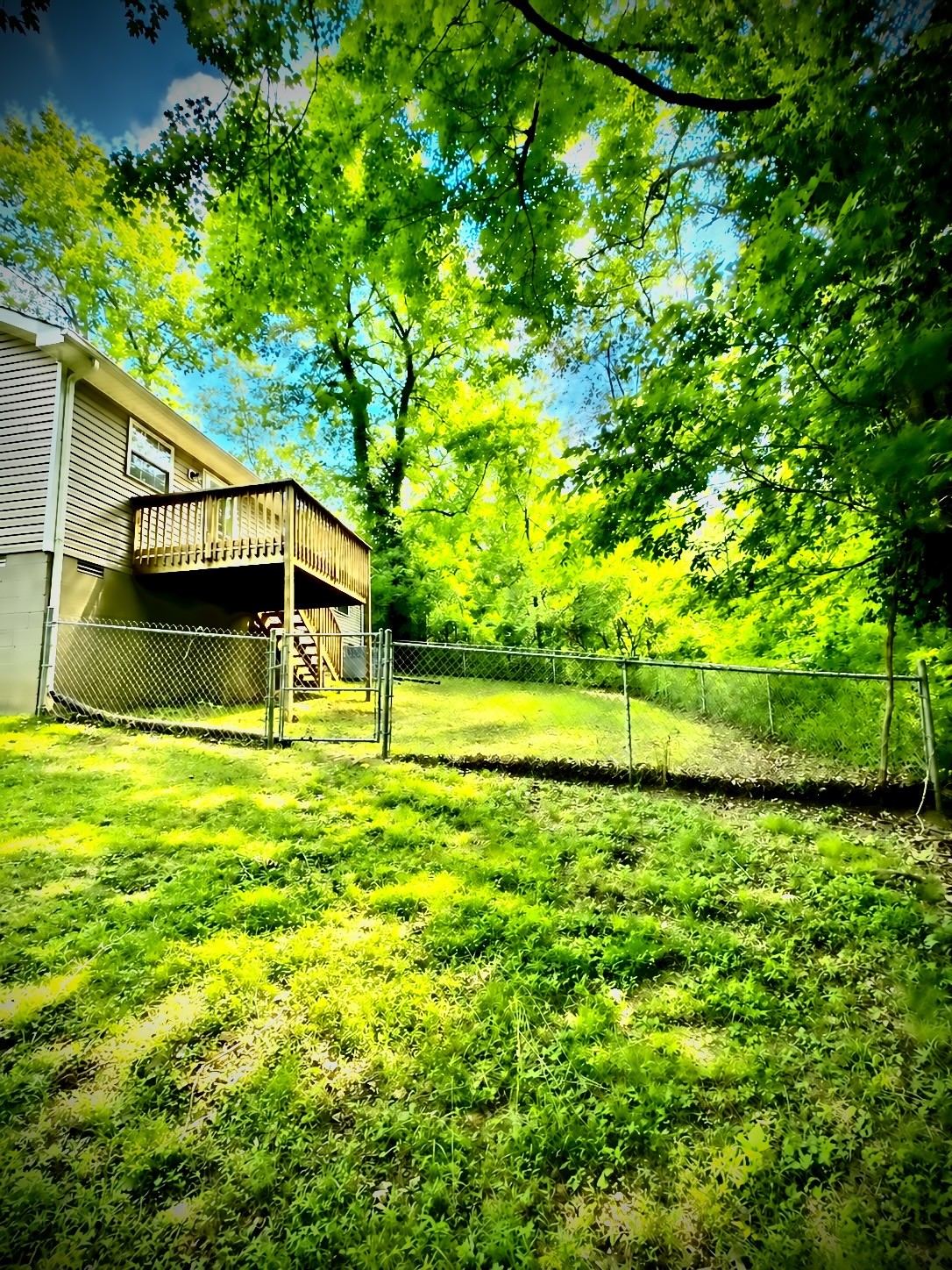 168 Inglewood Dr