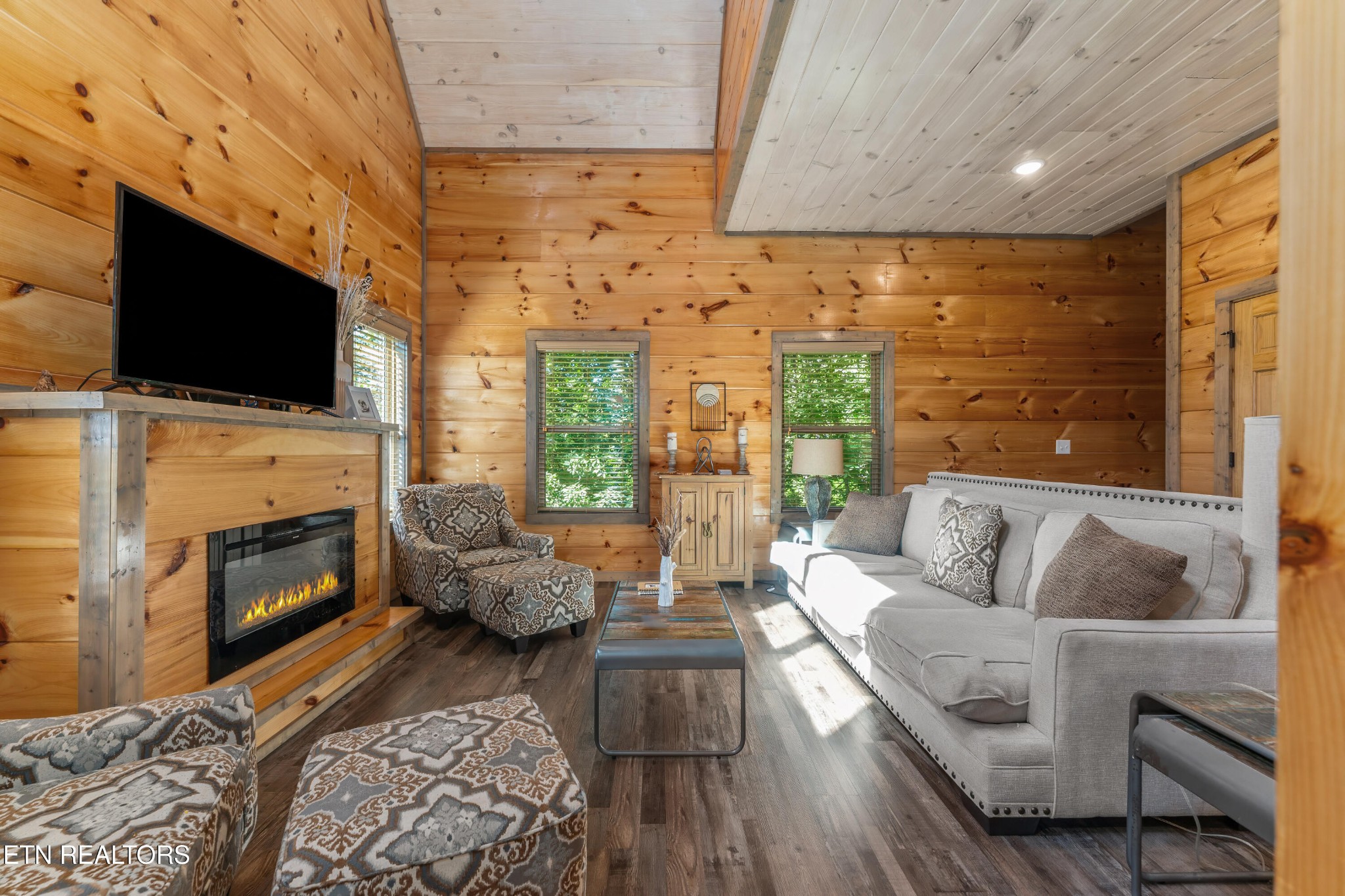 2127 Eagle Feather Drive