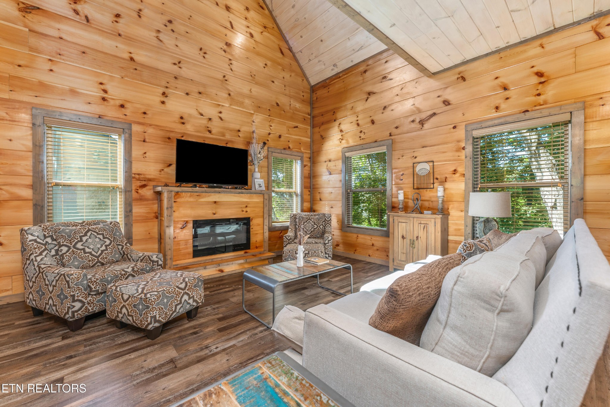 2127 Eagle Feather Drive