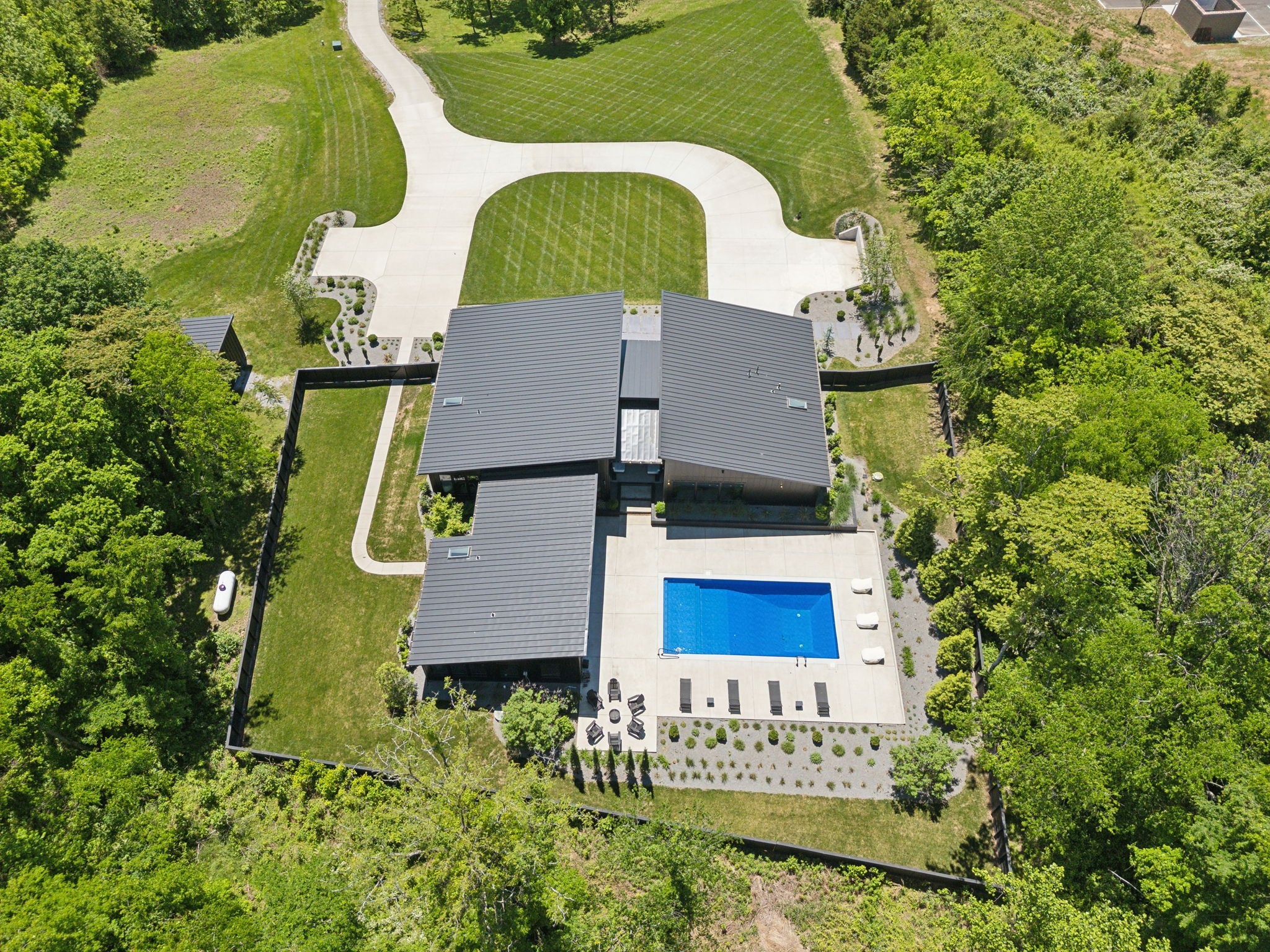 4160 Clovercroft Rd