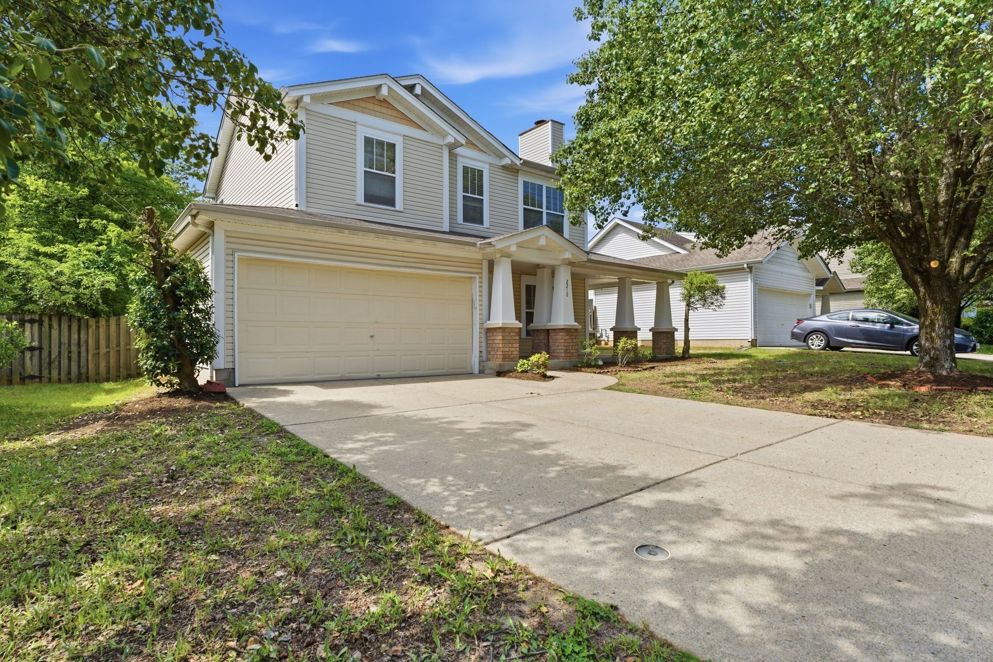 2212 Crescent Valley Ln