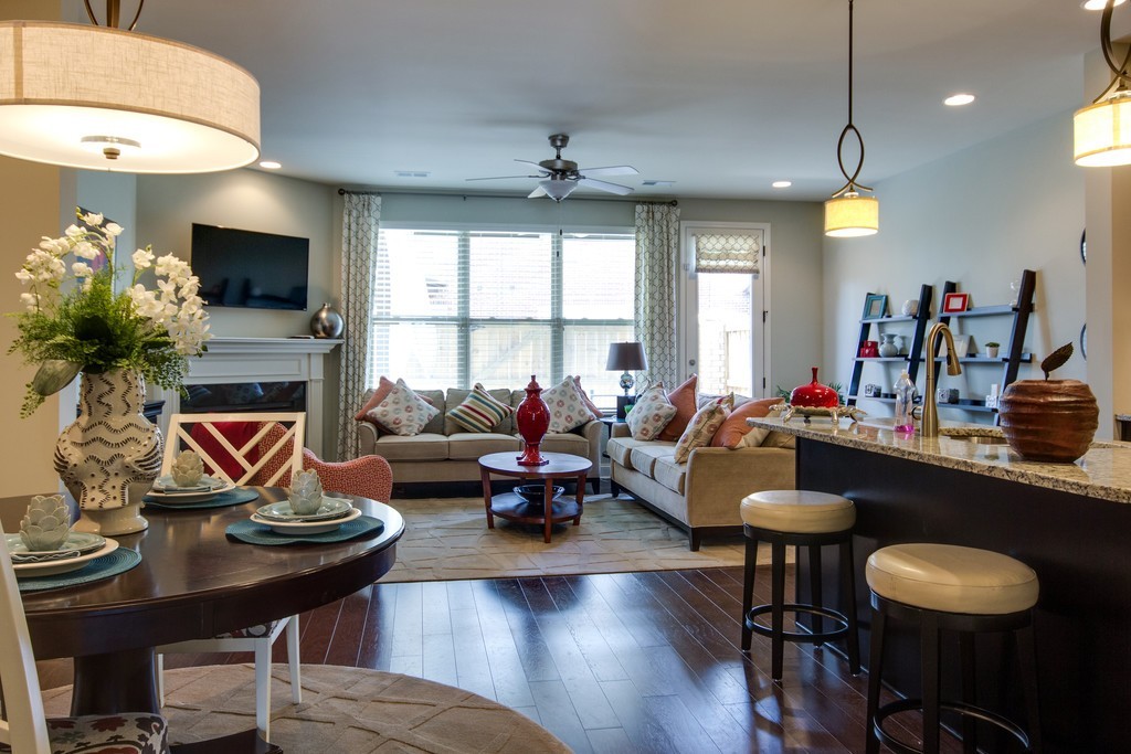 2005 Bungalow Dr