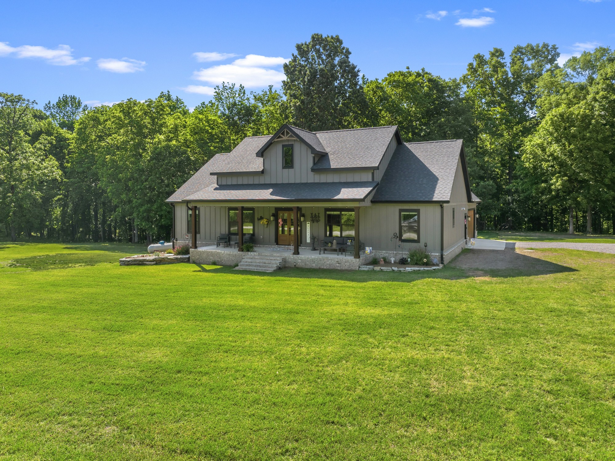 1144 Covenant Cove Ln