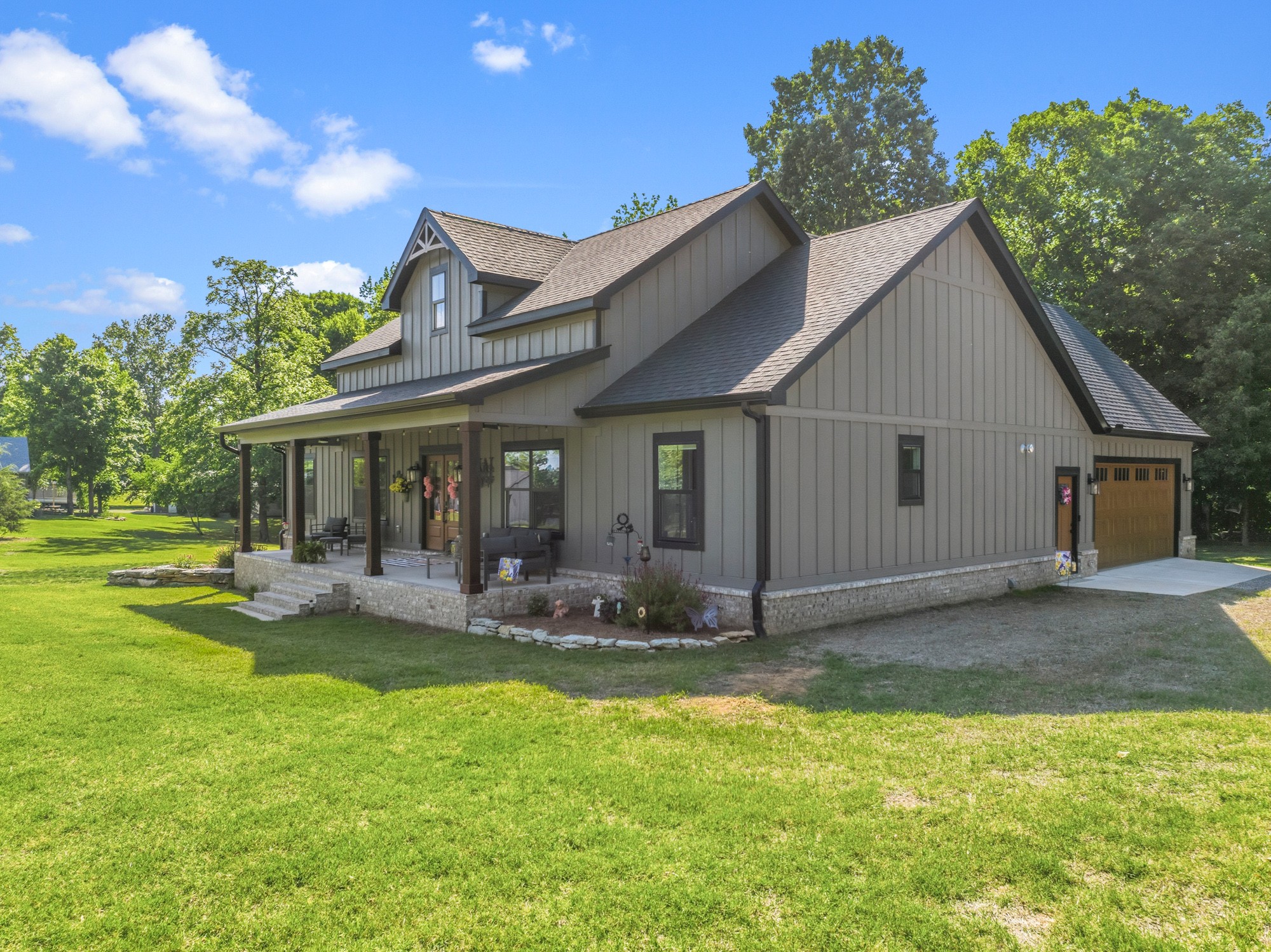 1144 Covenant Cove Ln