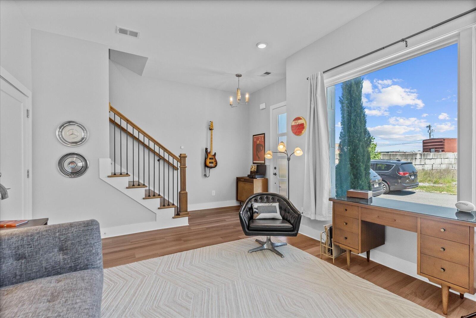 697 Burnside Place
