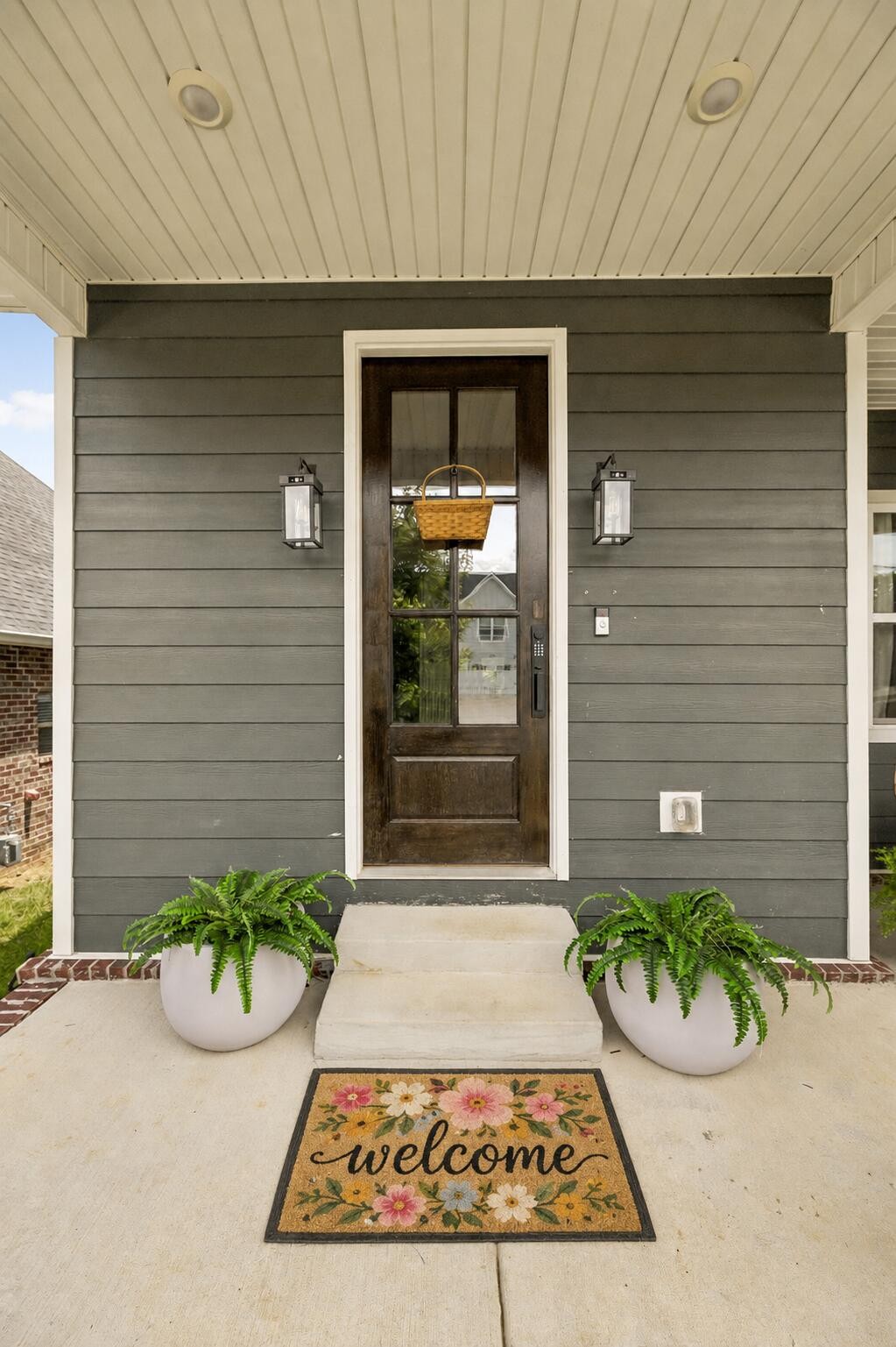 1648 Buttonwood Loop