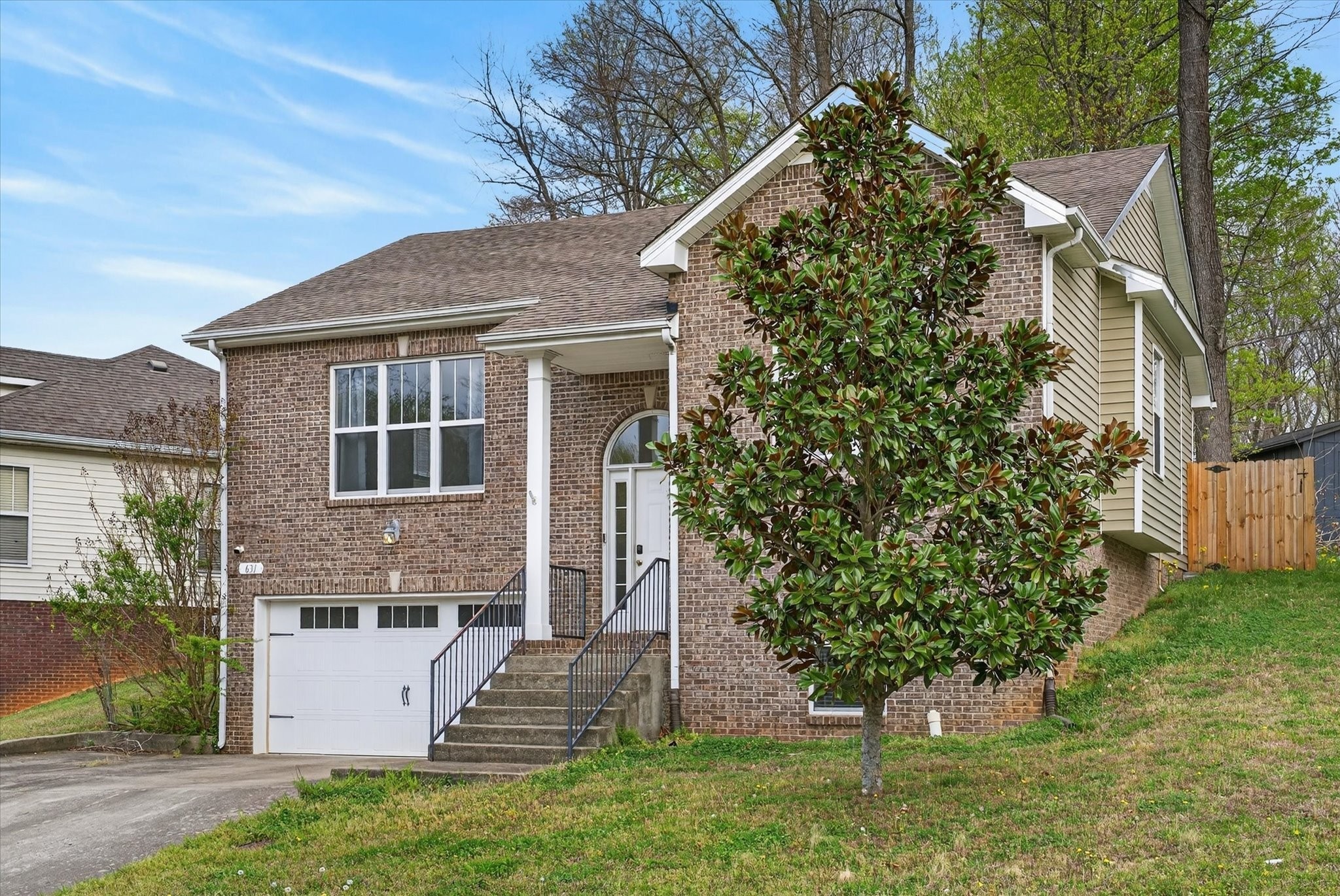 631 Hidden Valley Dr