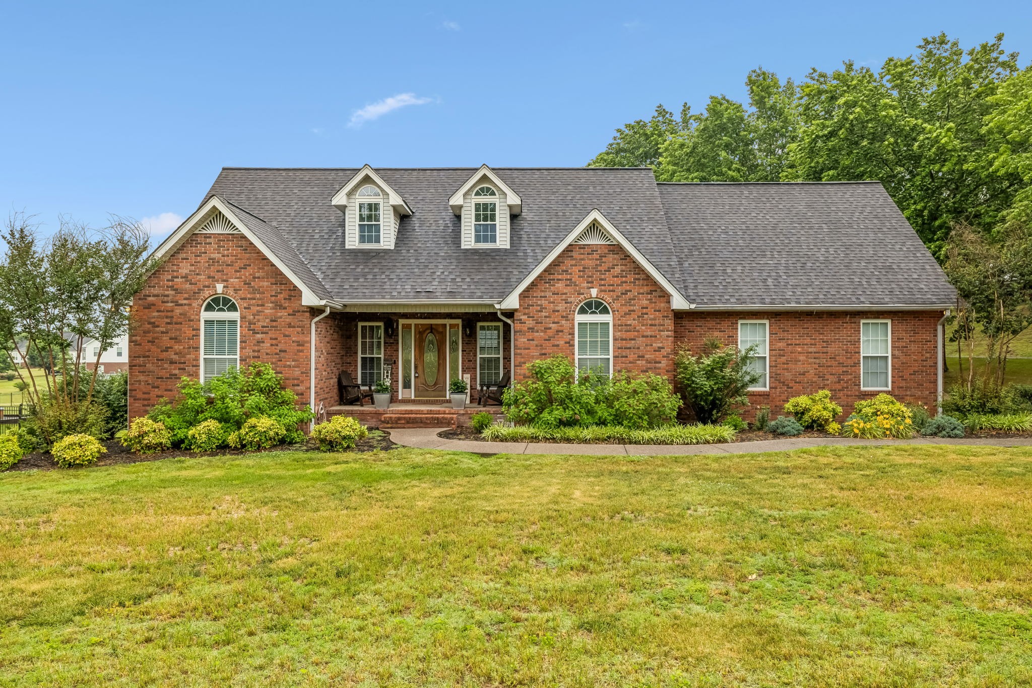 6 County House Cir