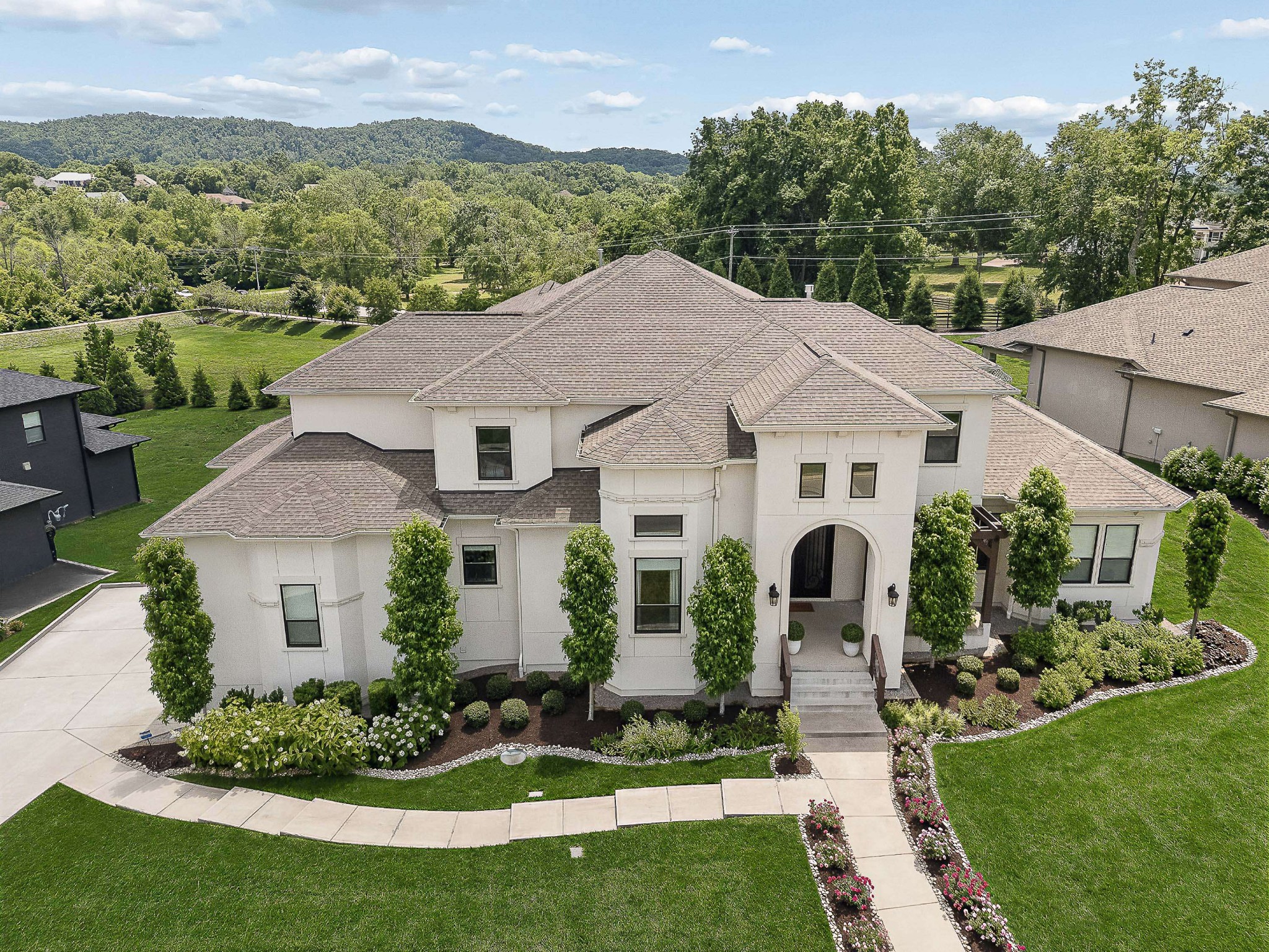 6004 Lookaway Cir