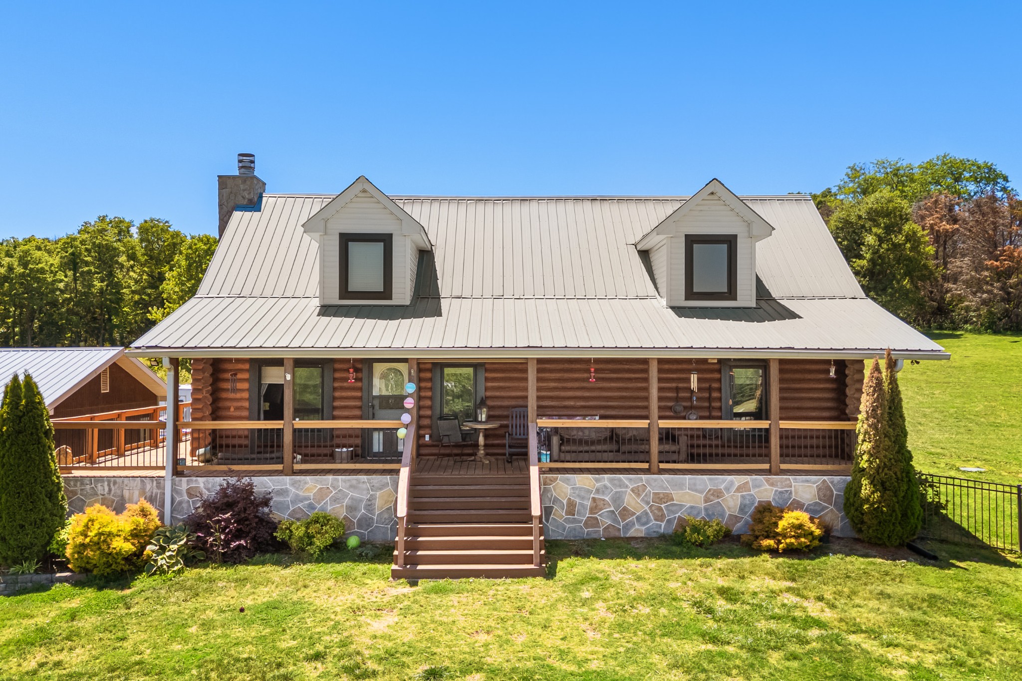 642 Beach Bottom Rd