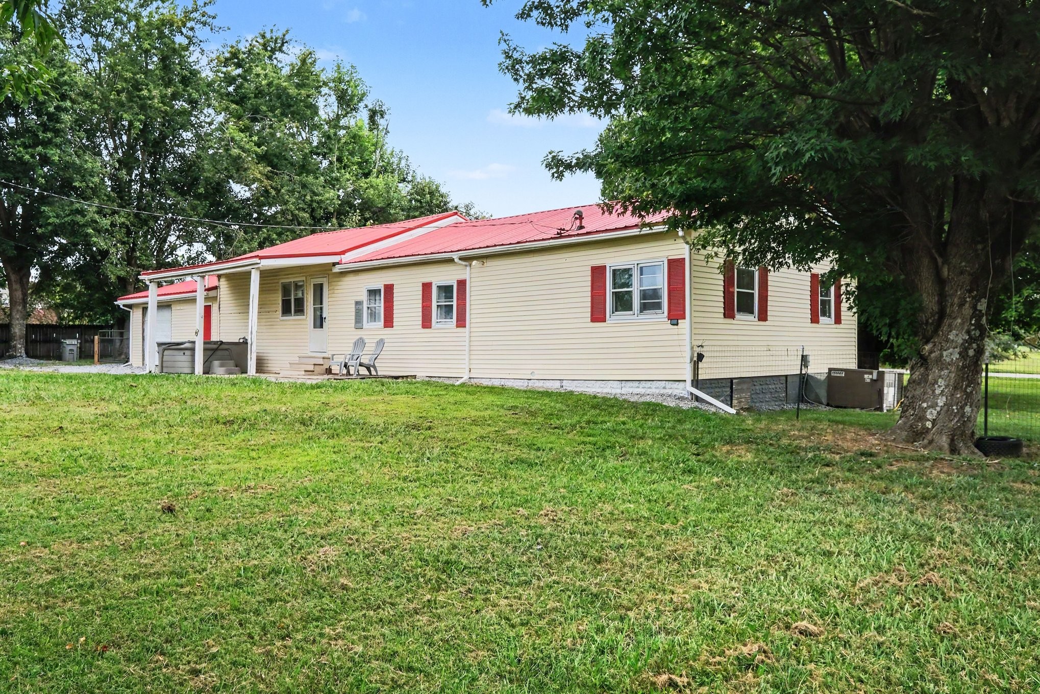 122 Dorris Rd